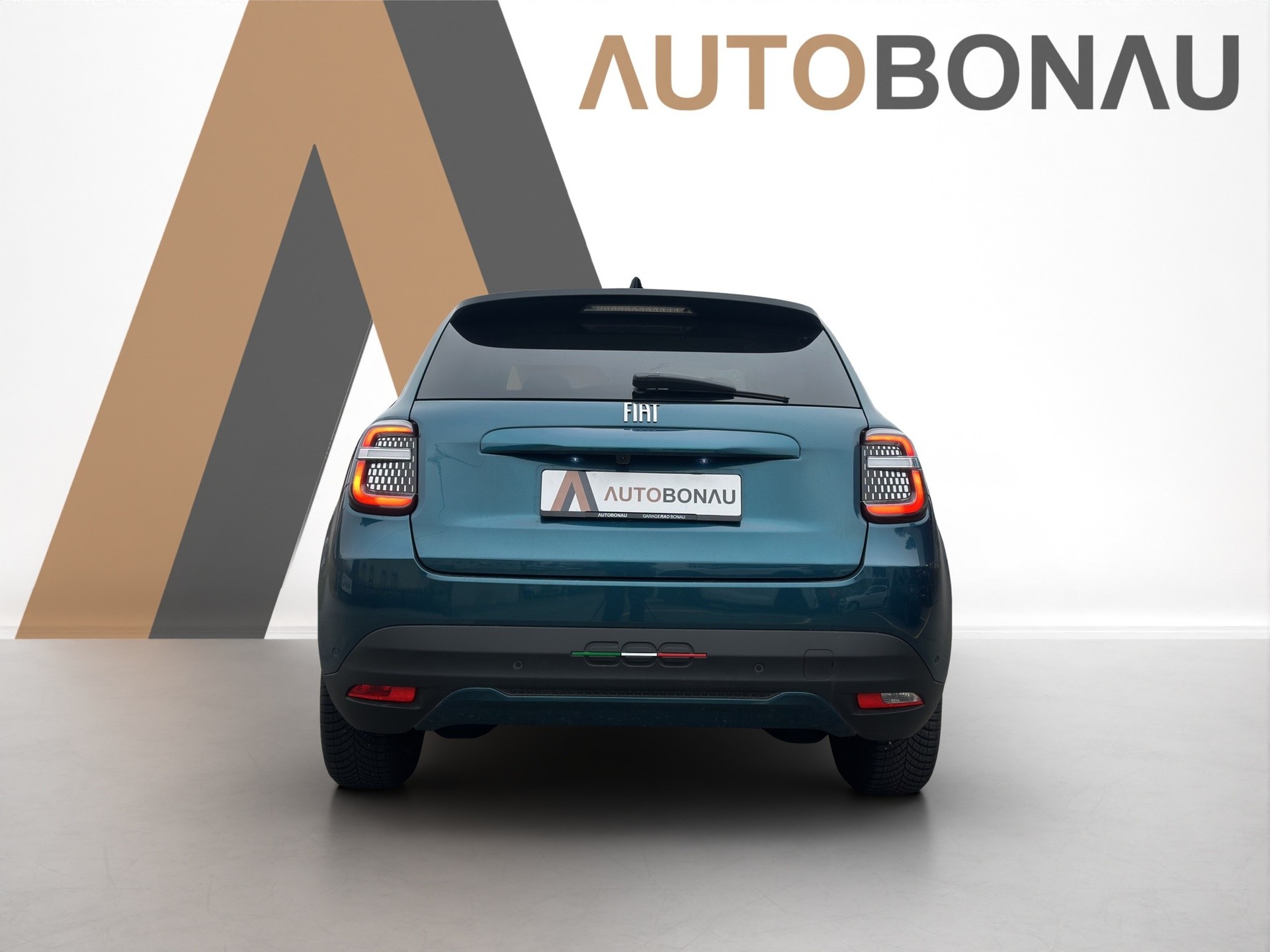 FIAT 600 1.2 Hybrid 145 Cult-showroom-element-3