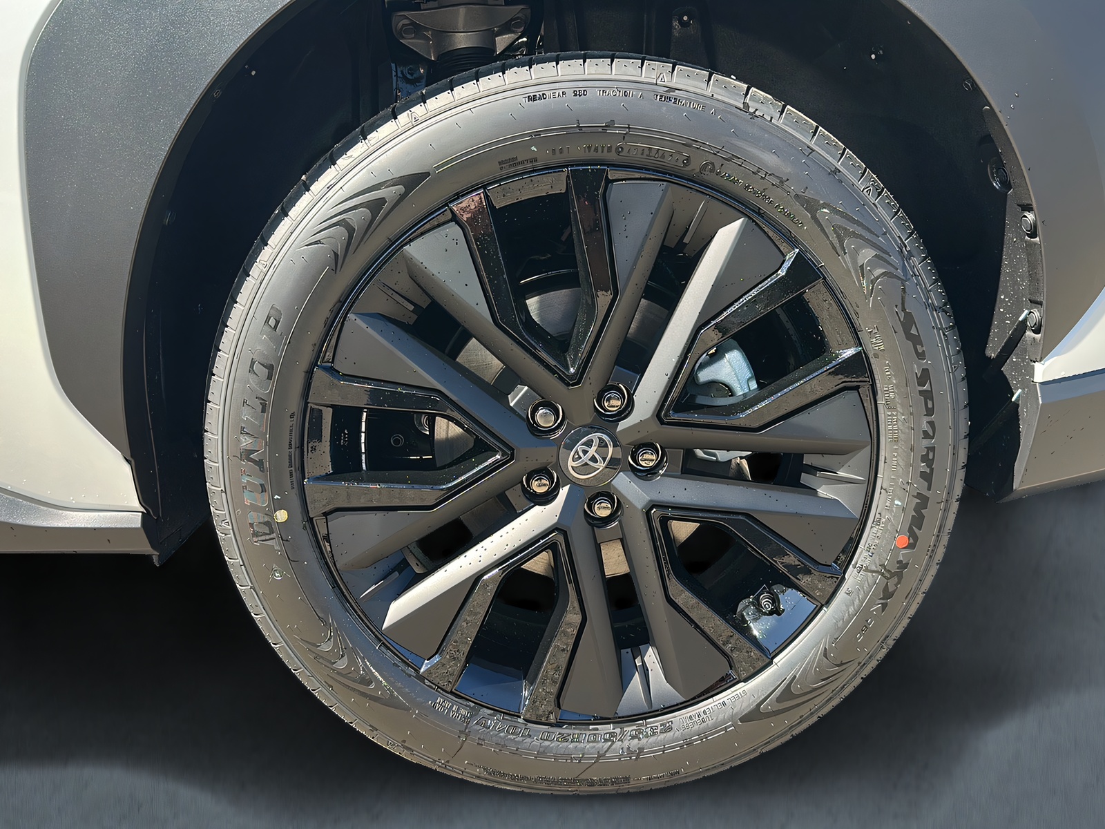 TOYOTA bZ4X Touring Premium AWD-image-14