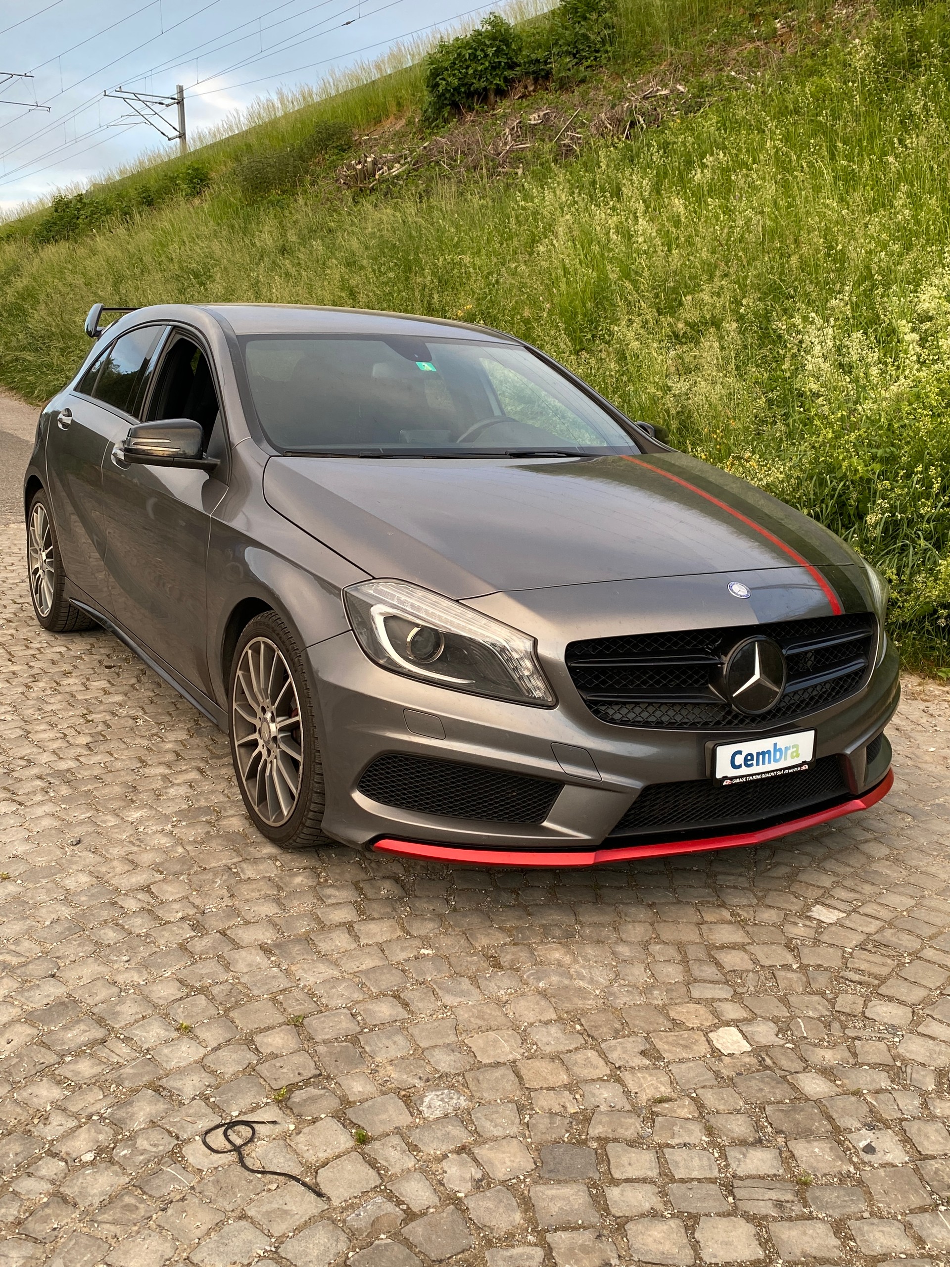MERCEDES-BENZ A 180 Urban 7G-DCT-showroom-element-1