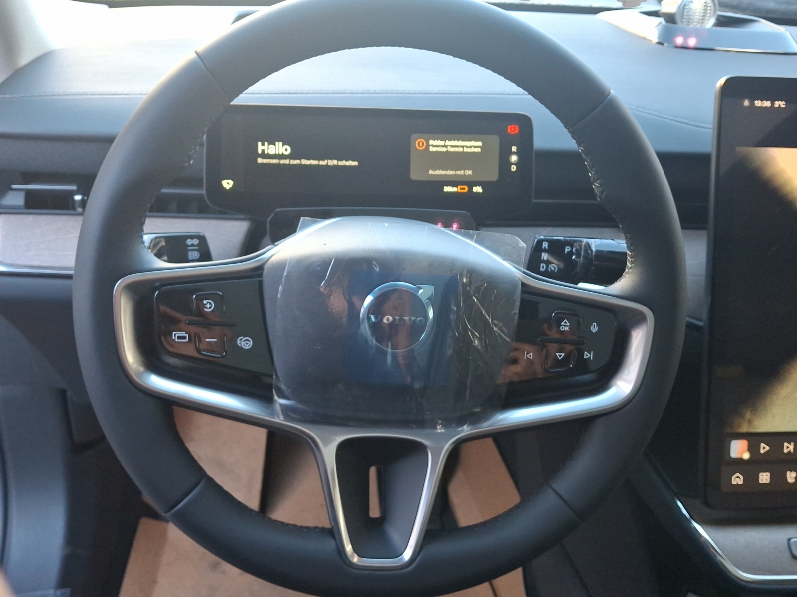 VOLVO ES90 Single 88 kWh Ultra-image-9