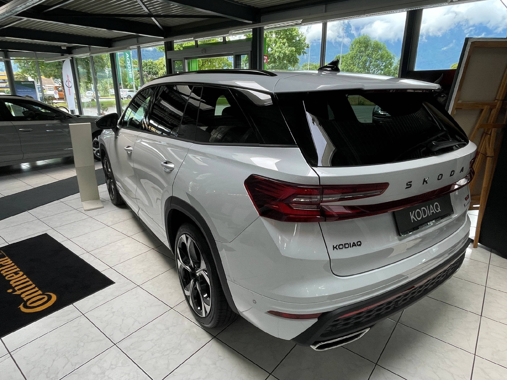 SKODA Kodiaq 2.0 TSI RS-image-2