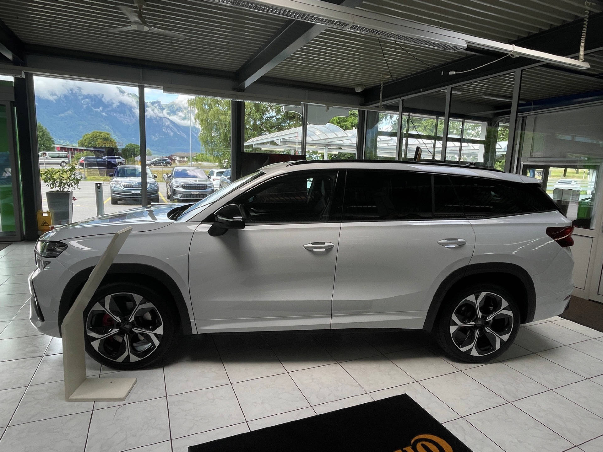 SKODA Kodiaq 2.0 TSI RS-image-1