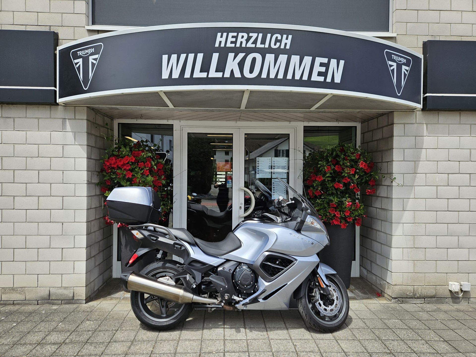 TRIUMPH Trophy 1200 SE ABS