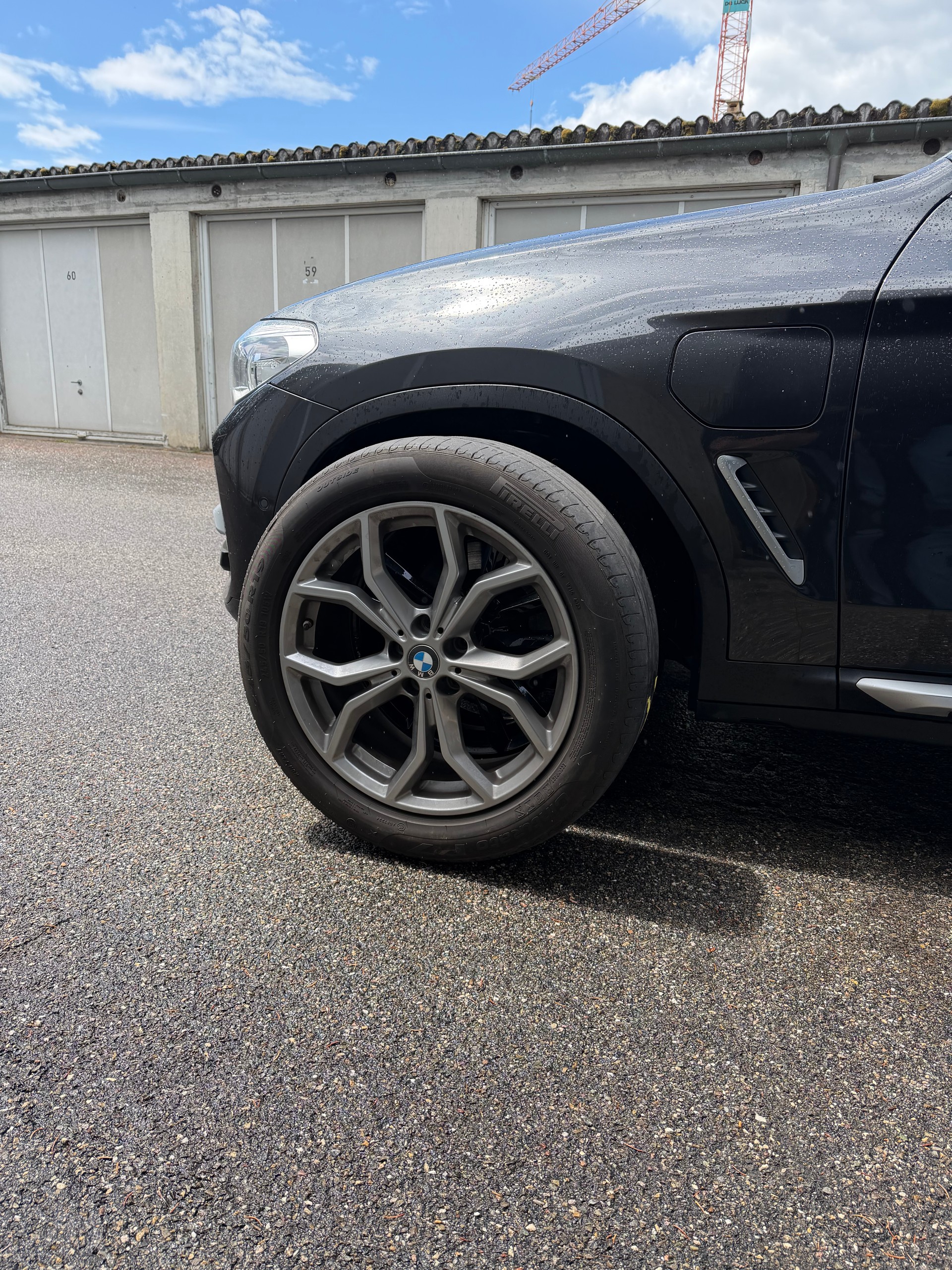 BMW 30e xDrive-image-5