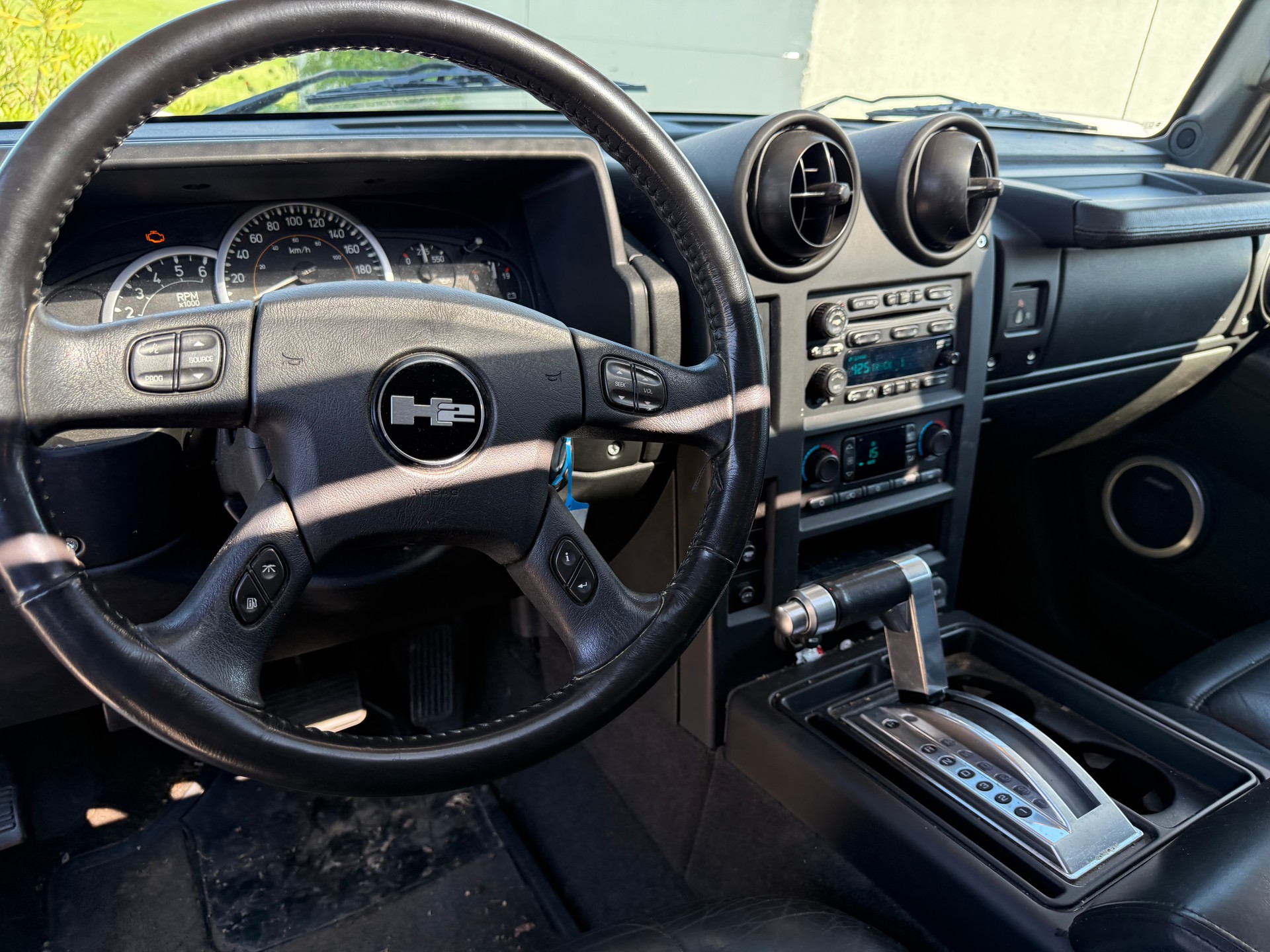HUMMER H2 6.0 Outdoor-image-1