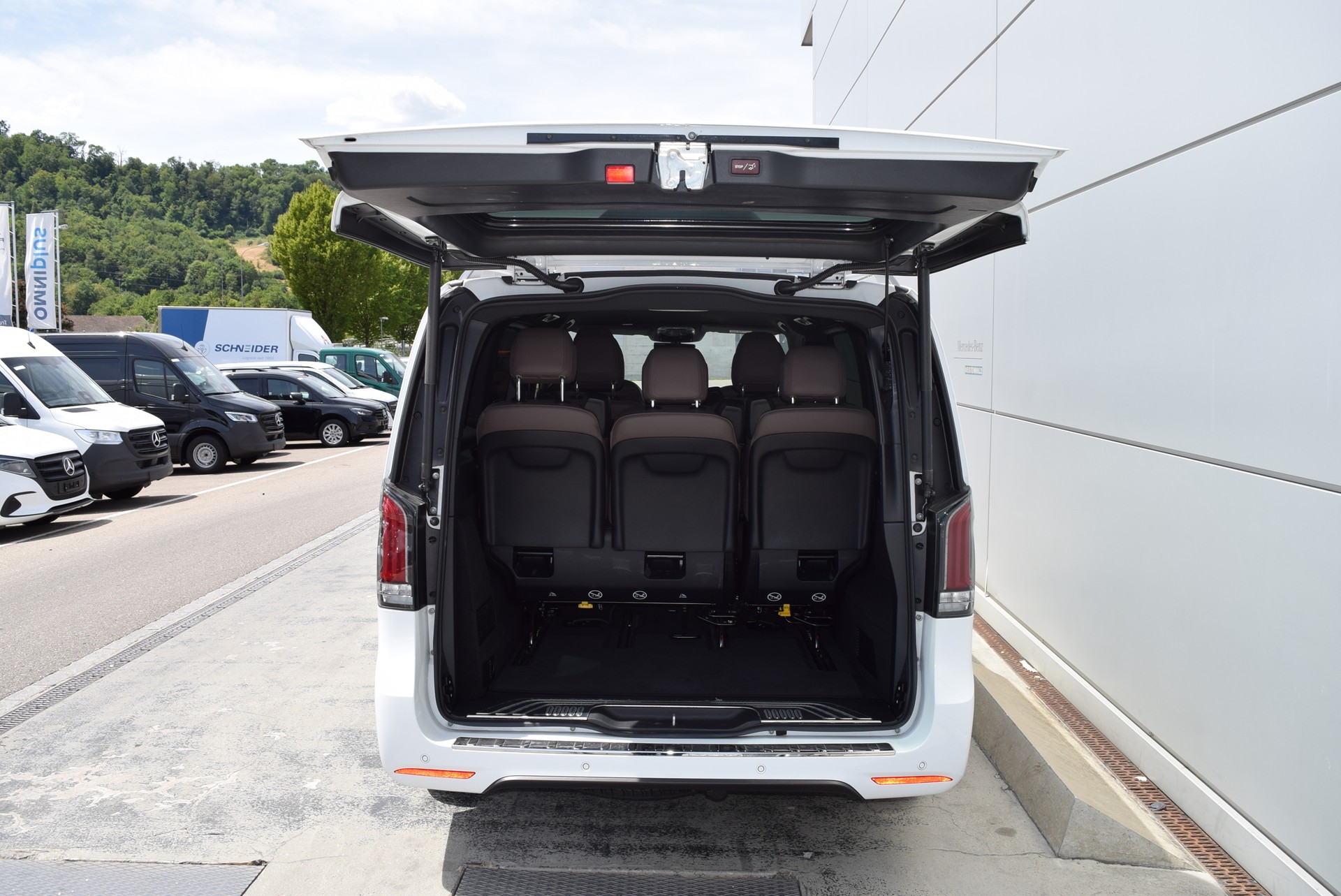 MERCEDES-BENZ V 300 d lang Style 9G-Tronic-image-6