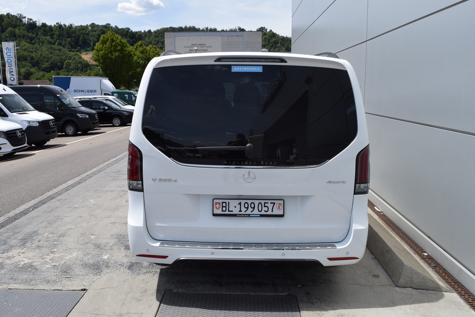MERCEDES-BENZ V 300 d lang Style 9G-Tronic-image-4