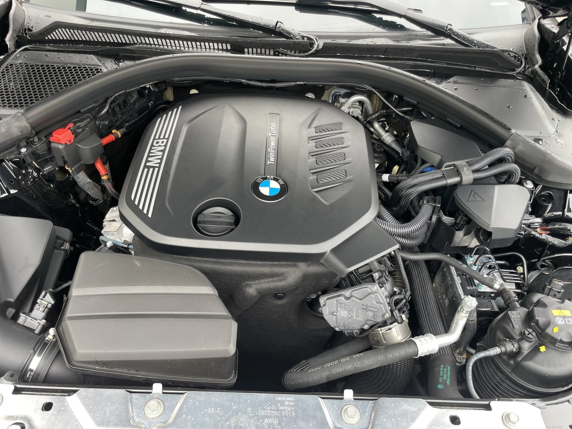 BMW 320d xDrive Touring M Sport Steptronic-image-15
