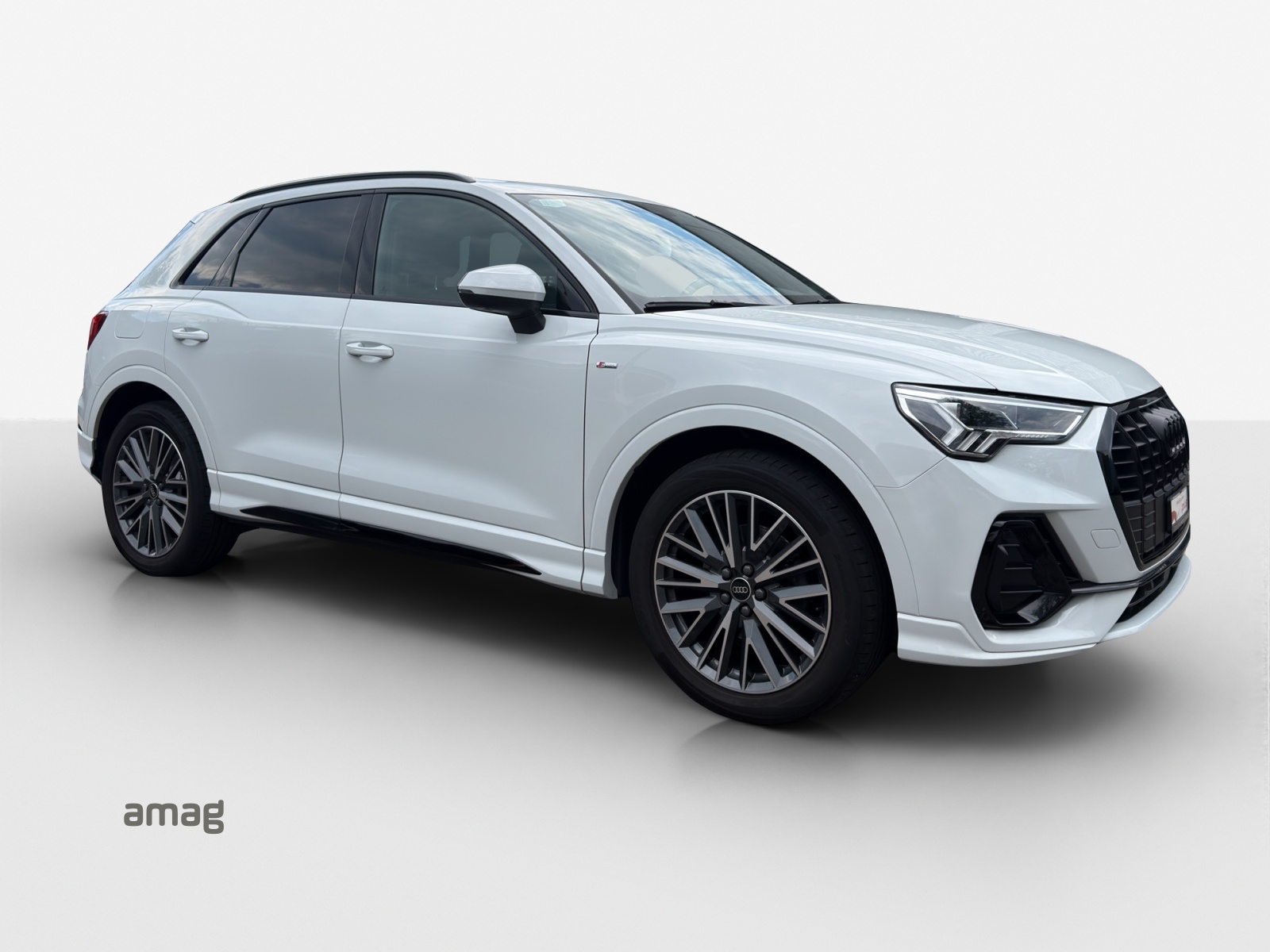 AUDI Q3 35 TFSI S line Attraction S-tronic-image-5