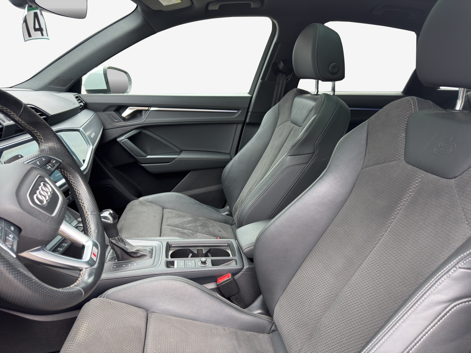 AUDI Q3 35 TFSI S line Attraction S-tronic-image-7