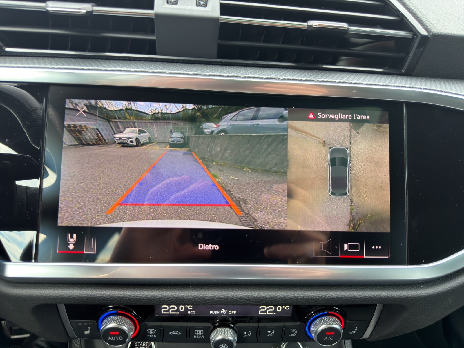 AUDI Q3 35 TFSI S line Attraction S-tronic-image-13