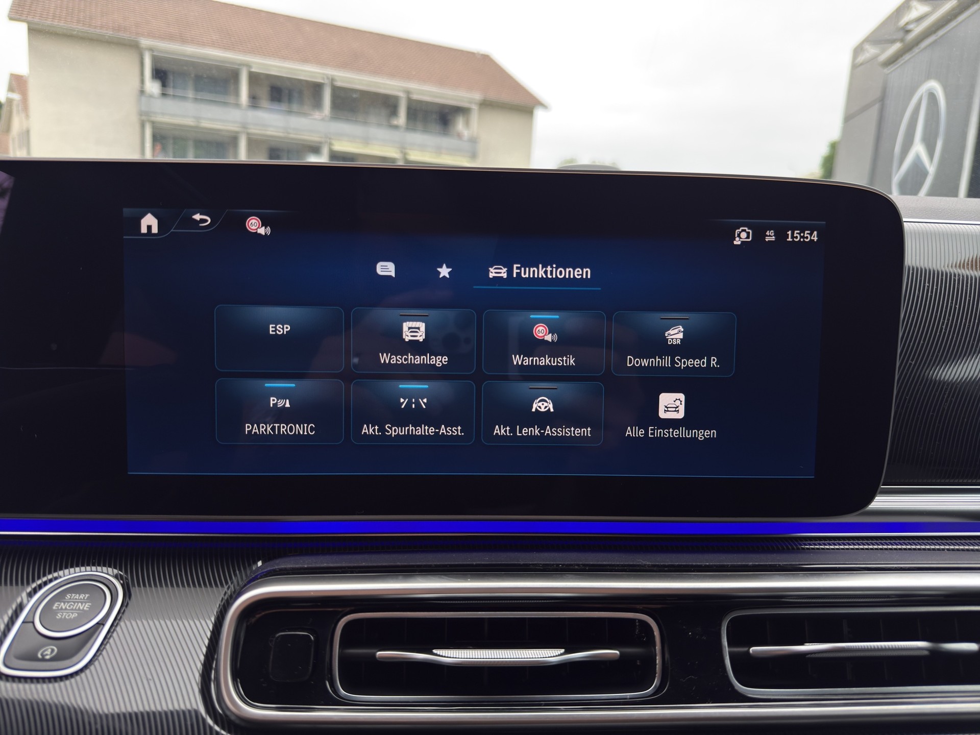 MERCEDES-BENZ V 250 d Style lang Van-image-22
