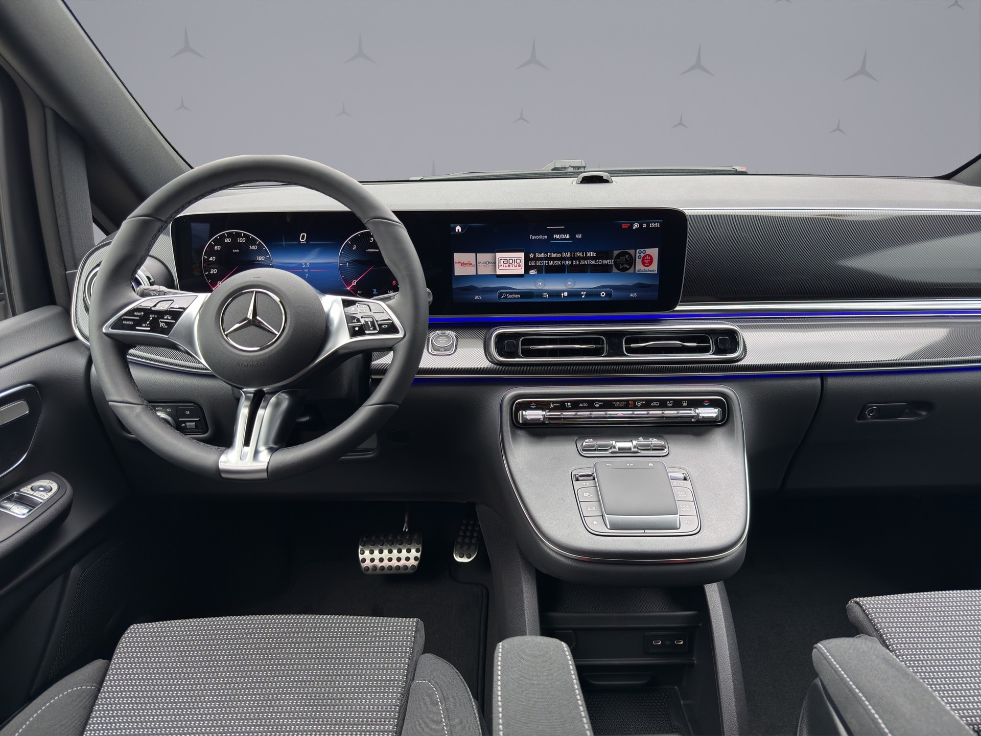 MERCEDES-BENZ V 250 d Style lang Van-image-12