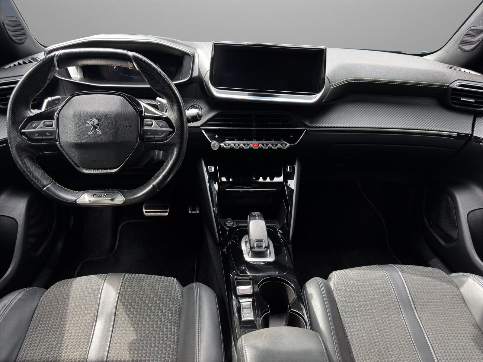 PEUGEOT 2008 1.2 PureTech GT Line EAT8-image-8