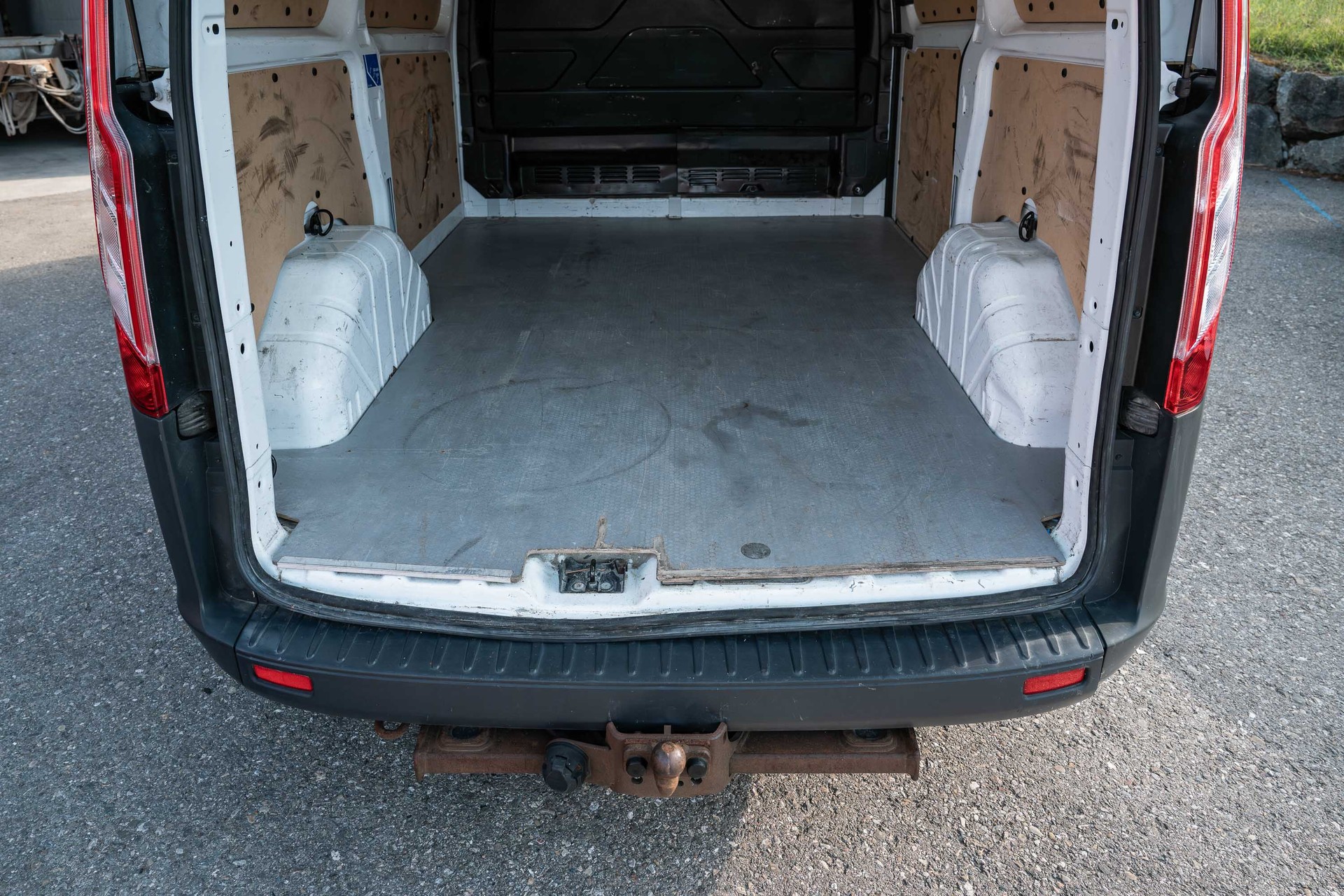 FORD TRANSIT CUSTOM-image-8