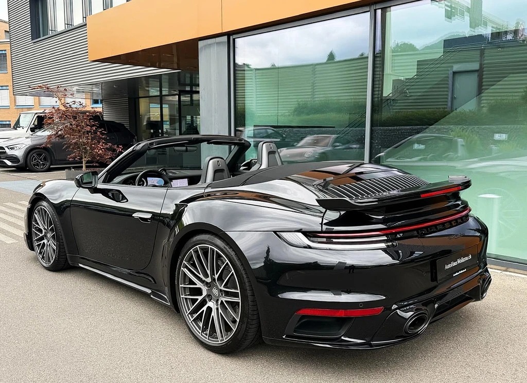 PORSCHE 911 Cabriolet 3.7 Turbo PDK / CH Auslieferung-image-4