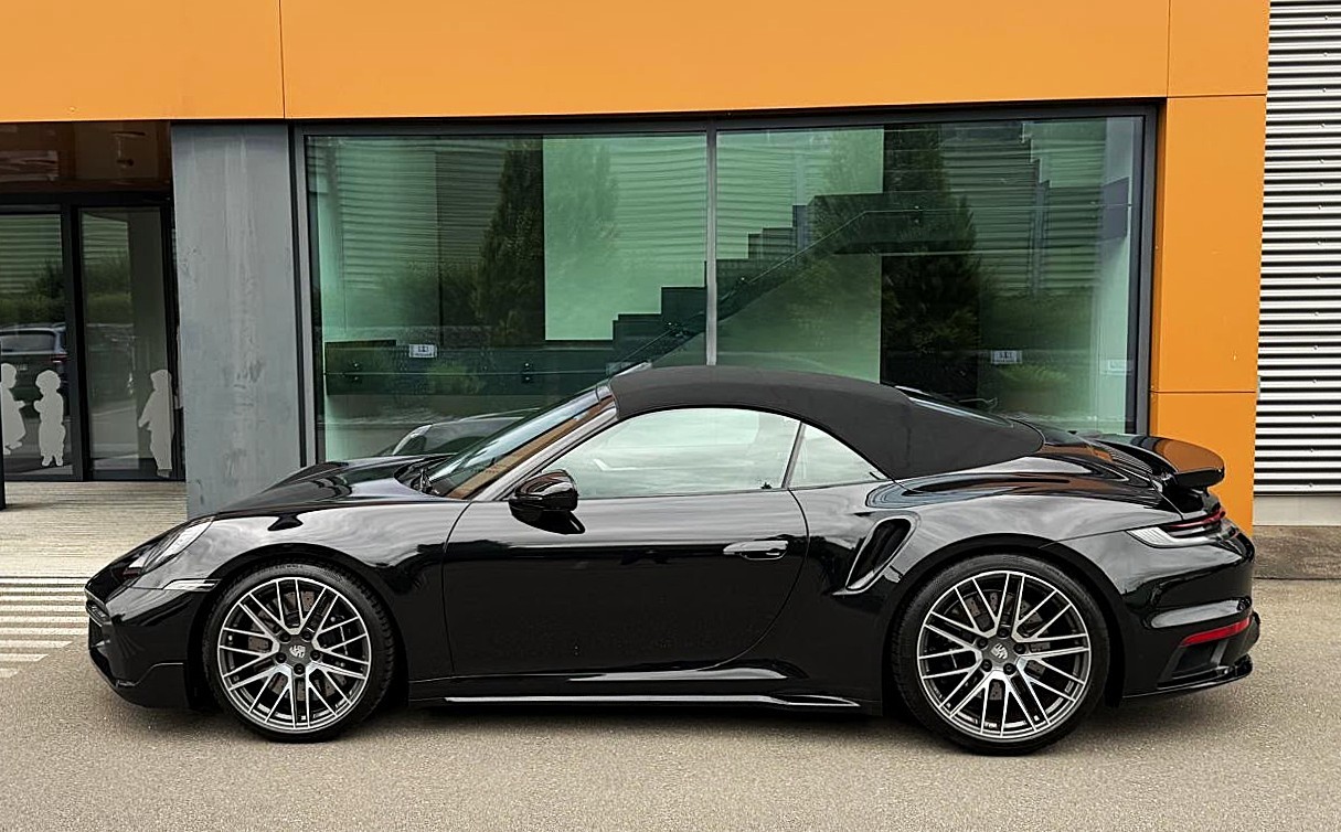 PORSCHE 911 Cabriolet 3.7 Turbo PDK / CH Auslieferung-image-9