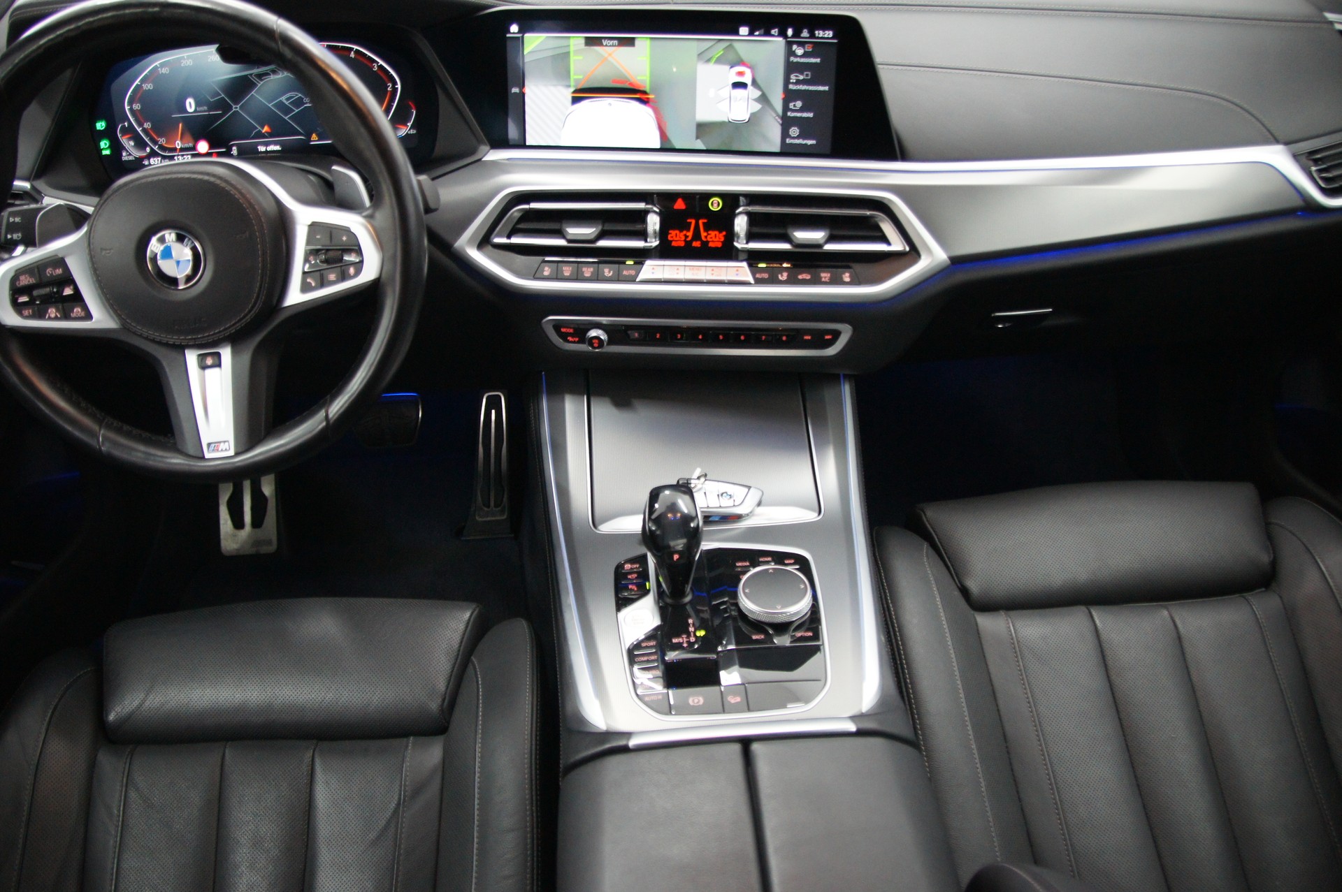 BMW X5 xDrive 48V 40d Steptronic-image-11