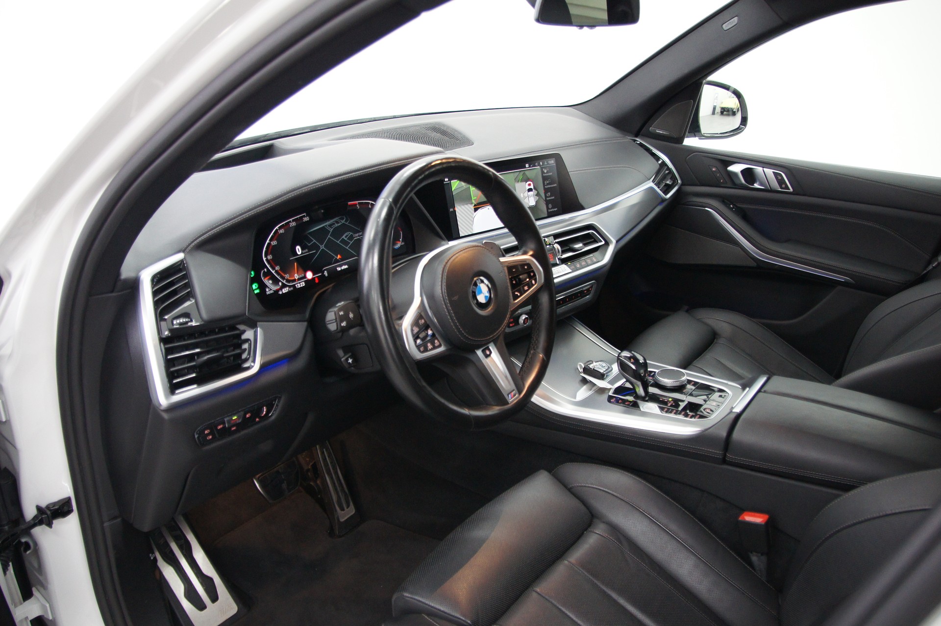 BMW X5 xDrive 48V 40d Steptronic-image-8
