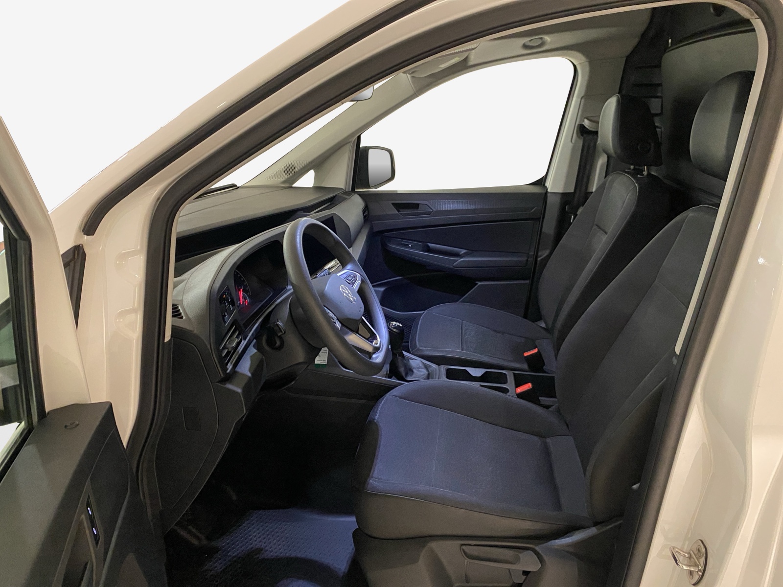 VW Caddy Cargo 2.0TDI-image-7