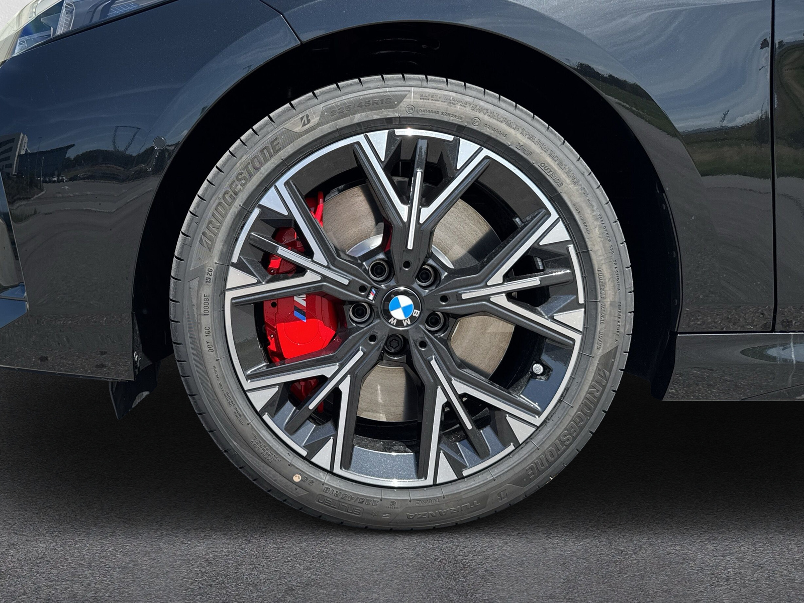 BMW 123 xDrive M Sport Pro Steptronic-image-9