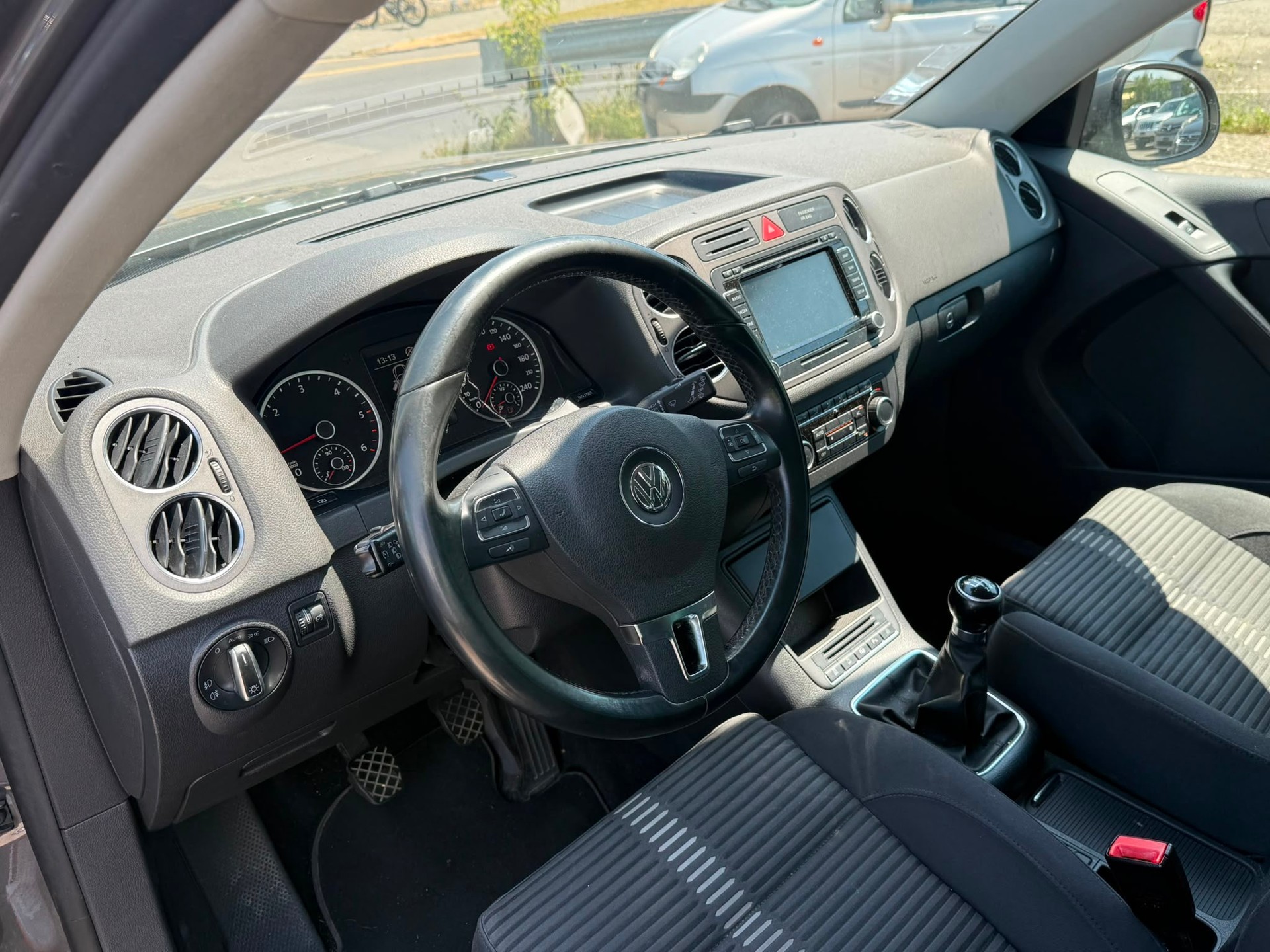 VW Tiguan 2.0 TDI Track&Field-image-11