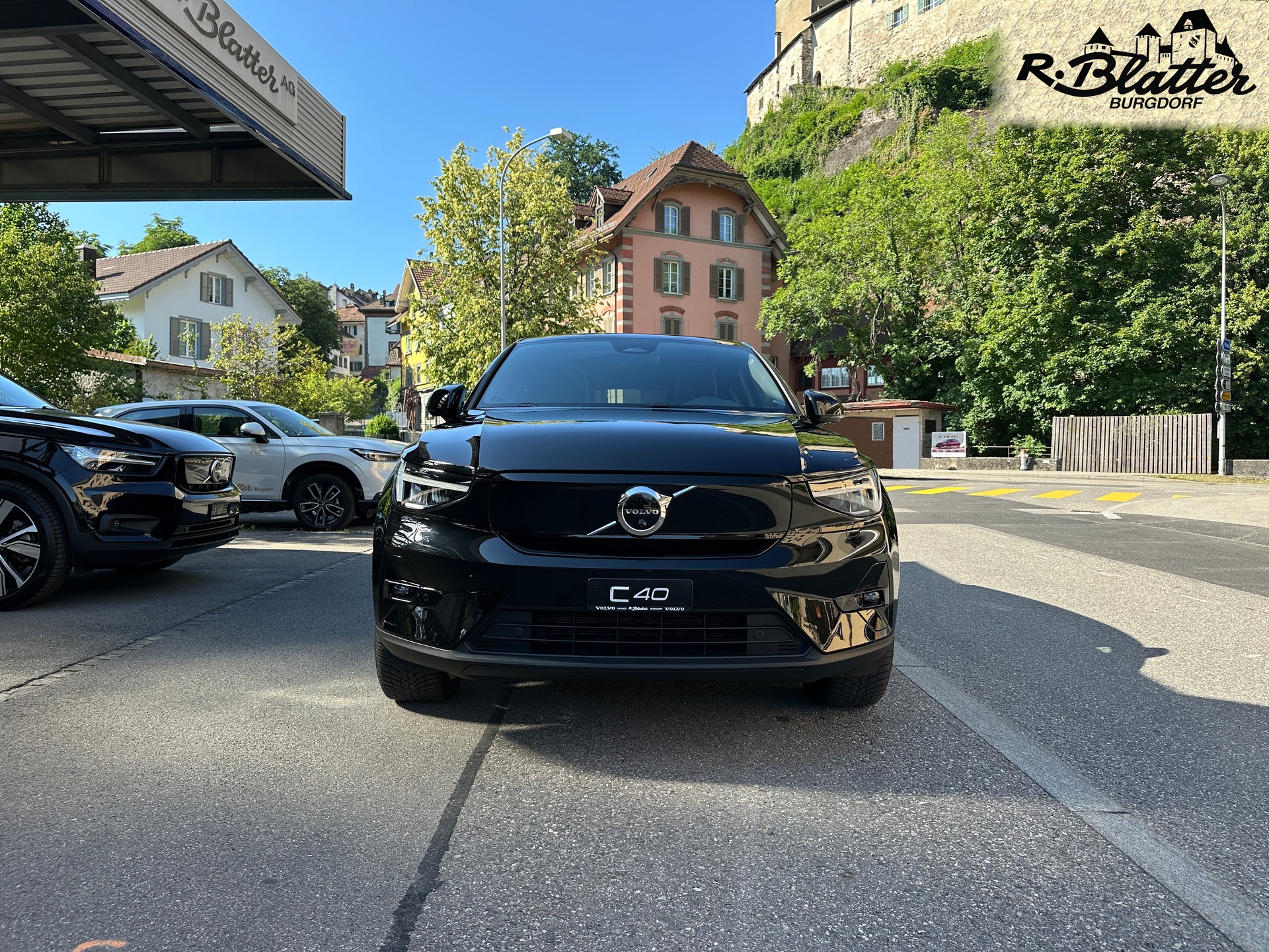 VOLVO C40 Recharge P8 Twin AWD Pure Electric Ultimate-image-1