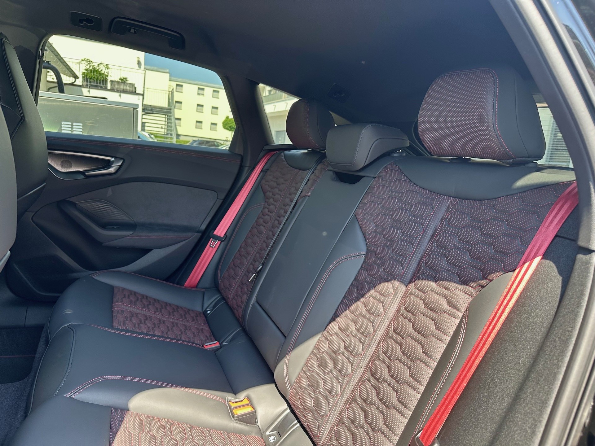 AUDI RS 5 Avant TFSI 470 kW Tiptronic quattro-image-9