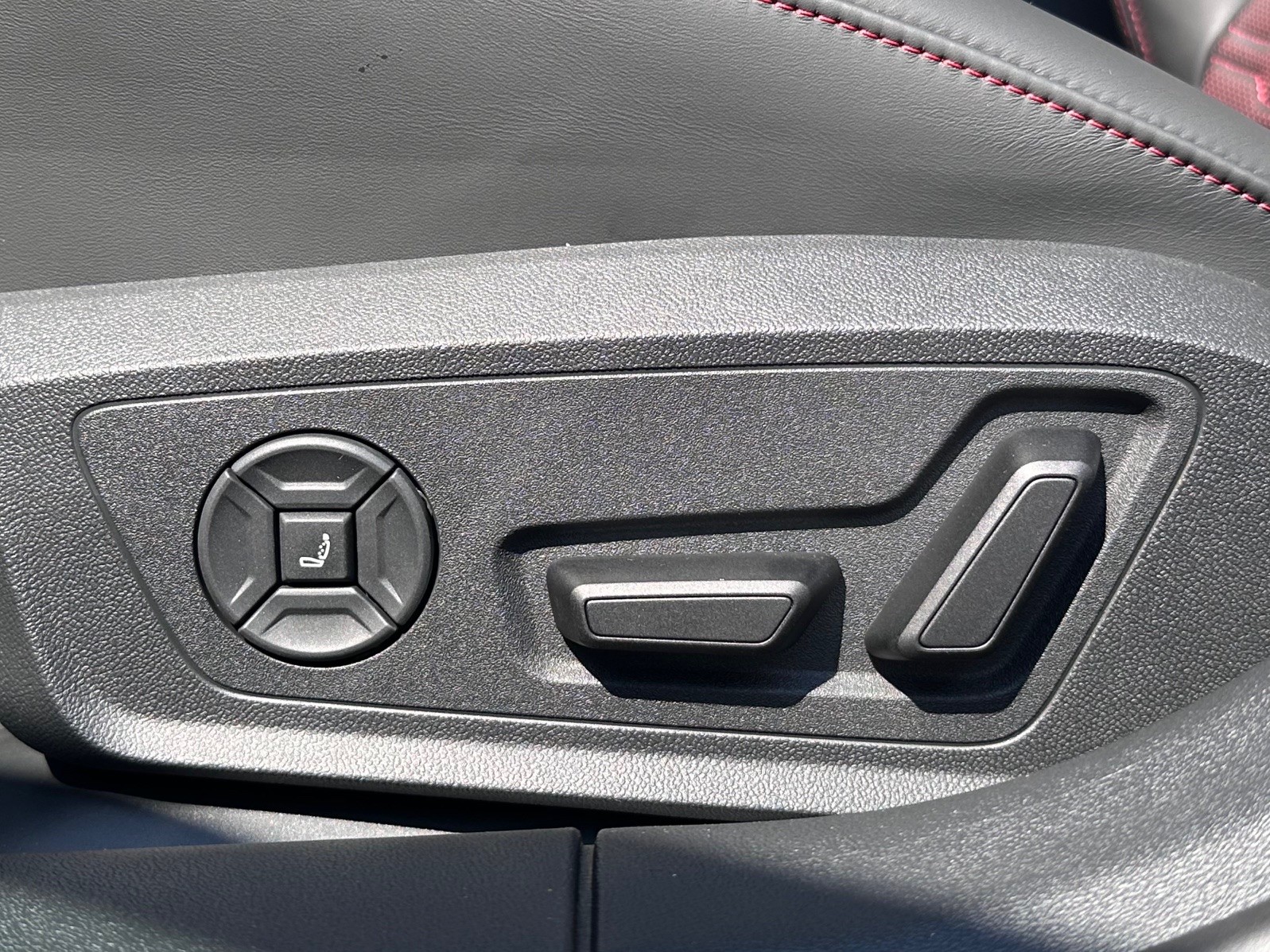 AUDI RS 5 Avant TFSI 470 kW Tiptronic quattro-image-12