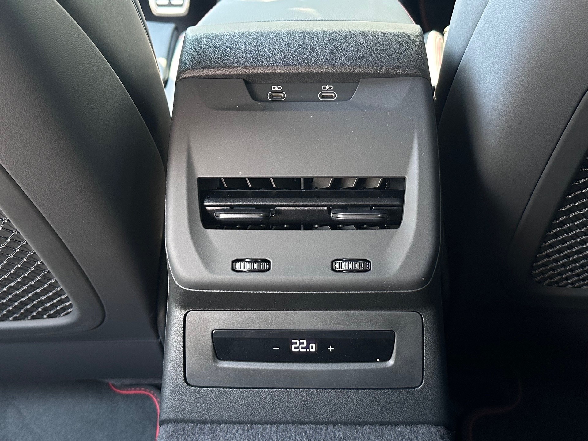 AUDI RS 5 Avant TFSI 470 kW Tiptronic quattro-image-13