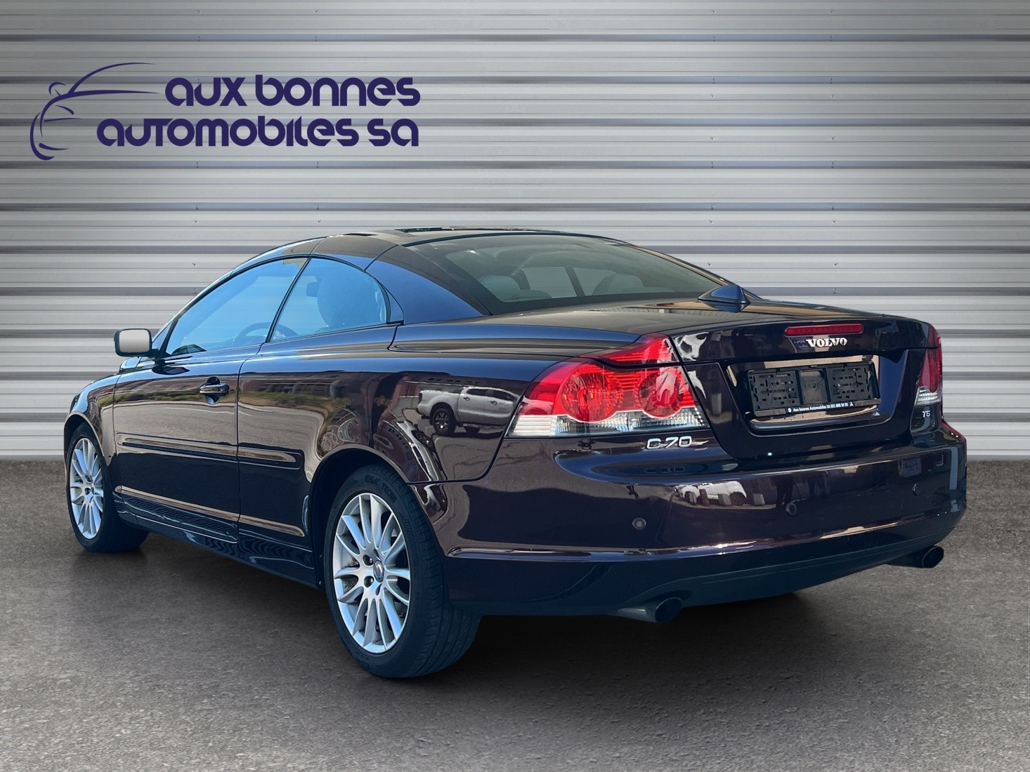 VOLVO C70 T5 Summum-image-1