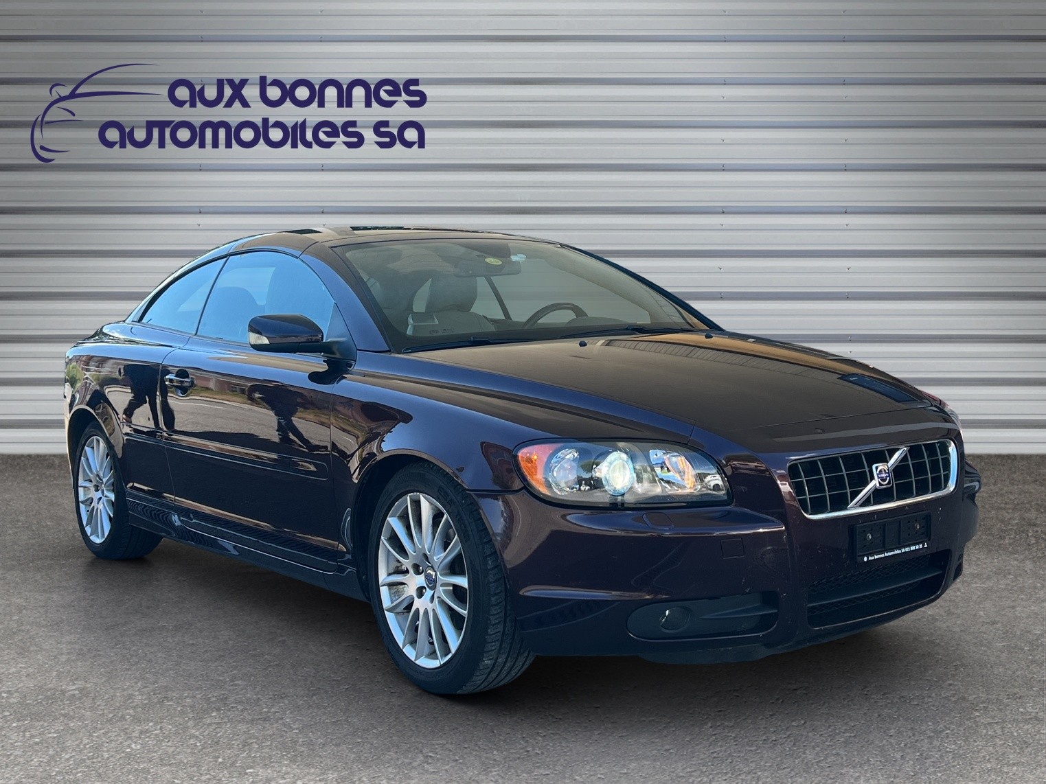 VOLVO C70 T5 Summum-image-2