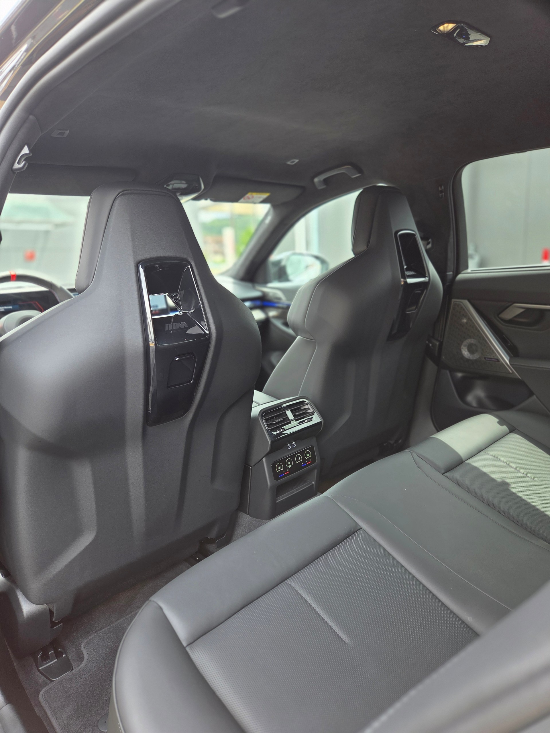 BMW M5 xDrive-image-9
