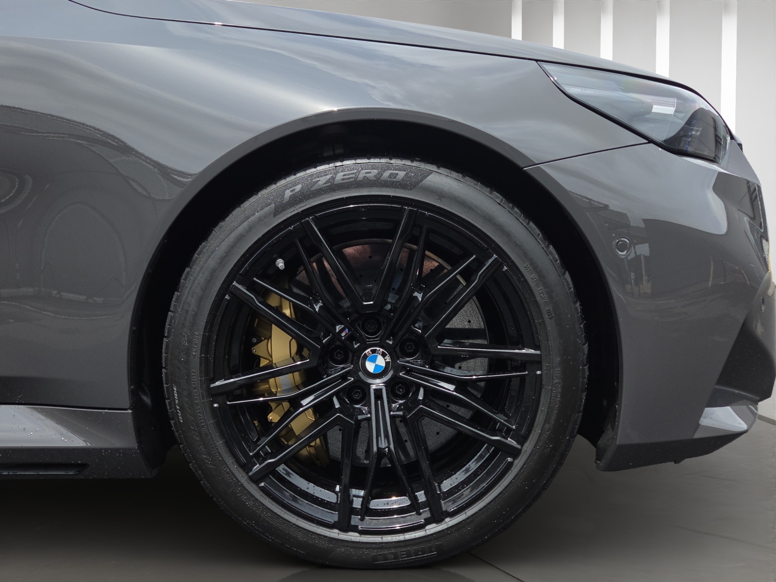 BMW M5 xDrive-image-5