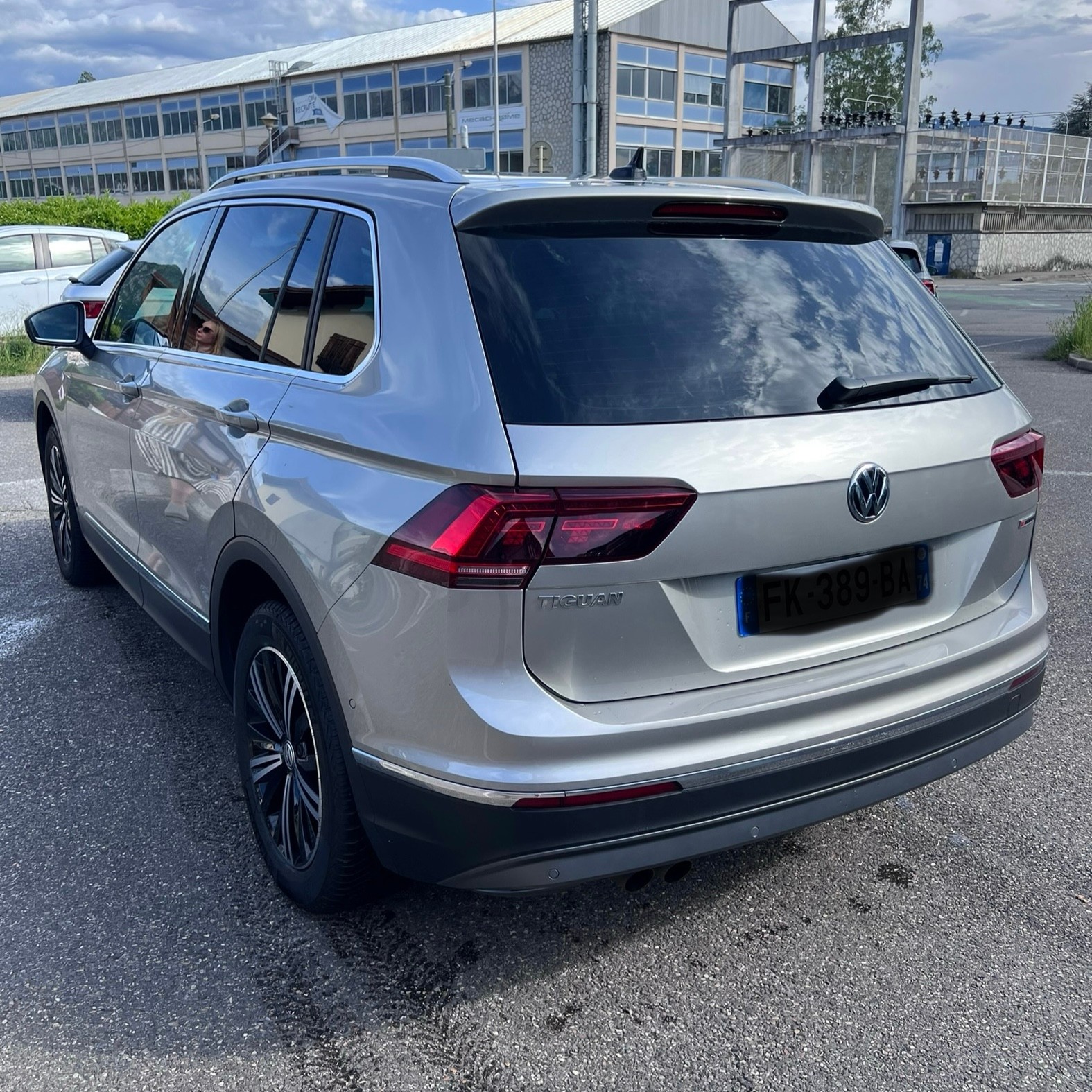 VW 2.0 TSI Highline DSG-image-2