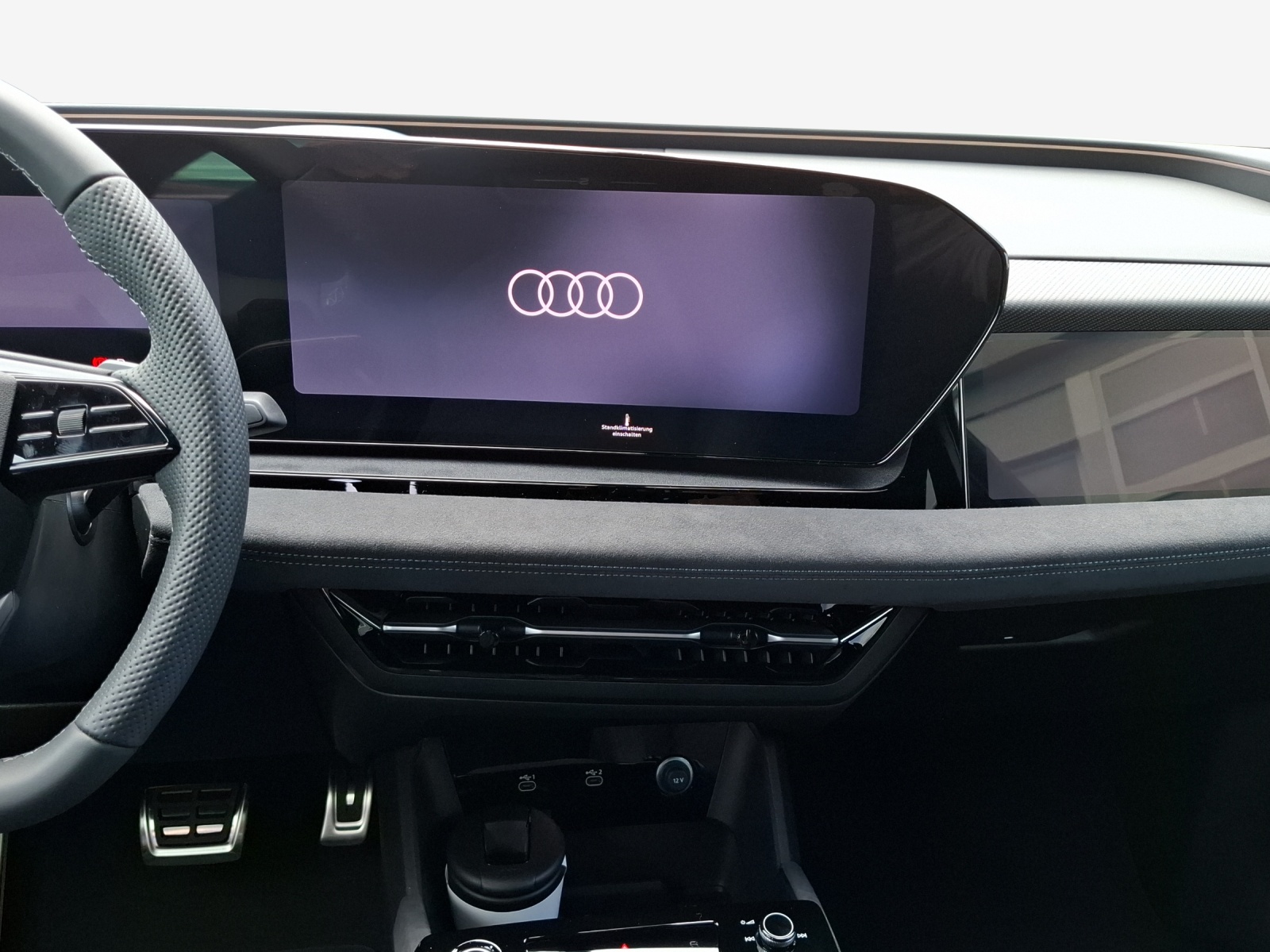 AUDI Q6 Sportback e-tron quattro-image-10