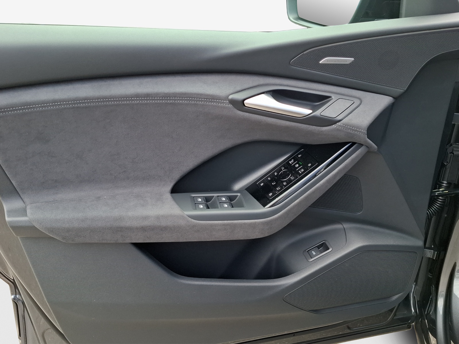 AUDI Q6 Sportback e-tron quattro-image-14