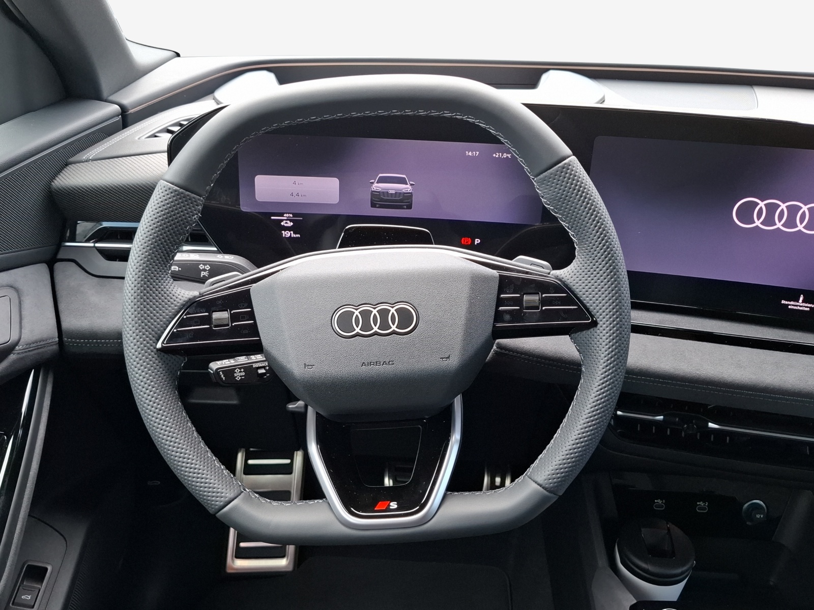 AUDI Q6 Sportback e-tron quattro-image-9
