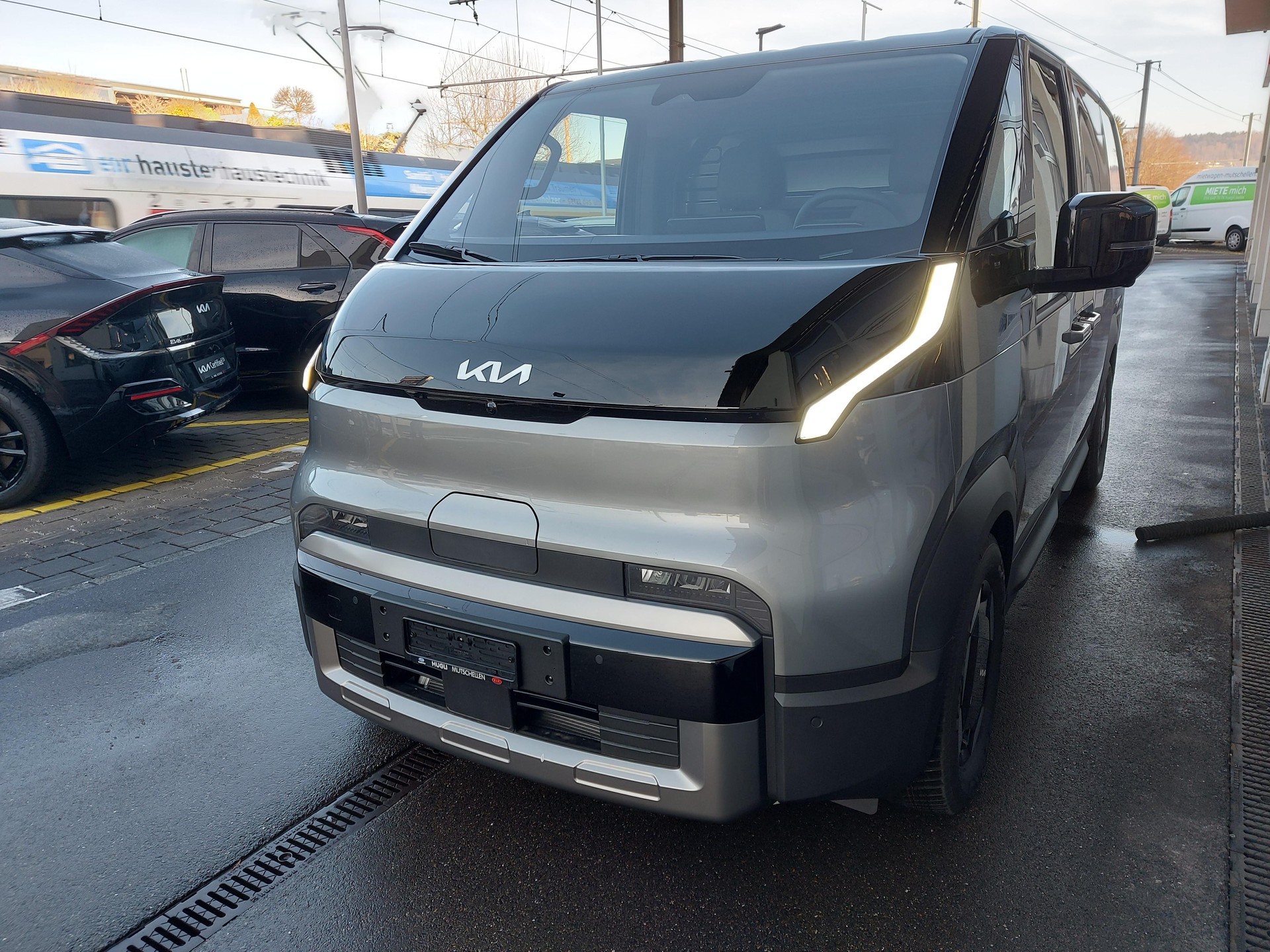 KIA PV5 Cargo 71.2 kWh Elite-image-1