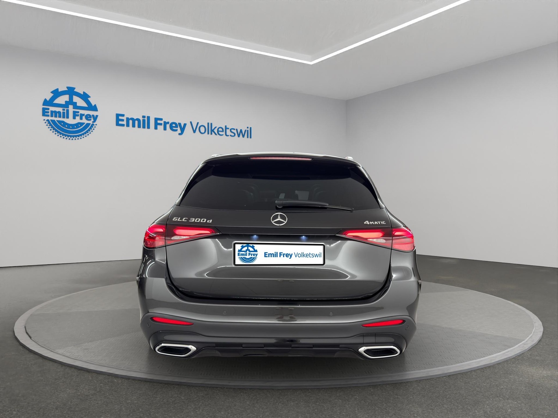 MERCEDES-BENZ GLC 300 d AMG Line 4matic-image-5