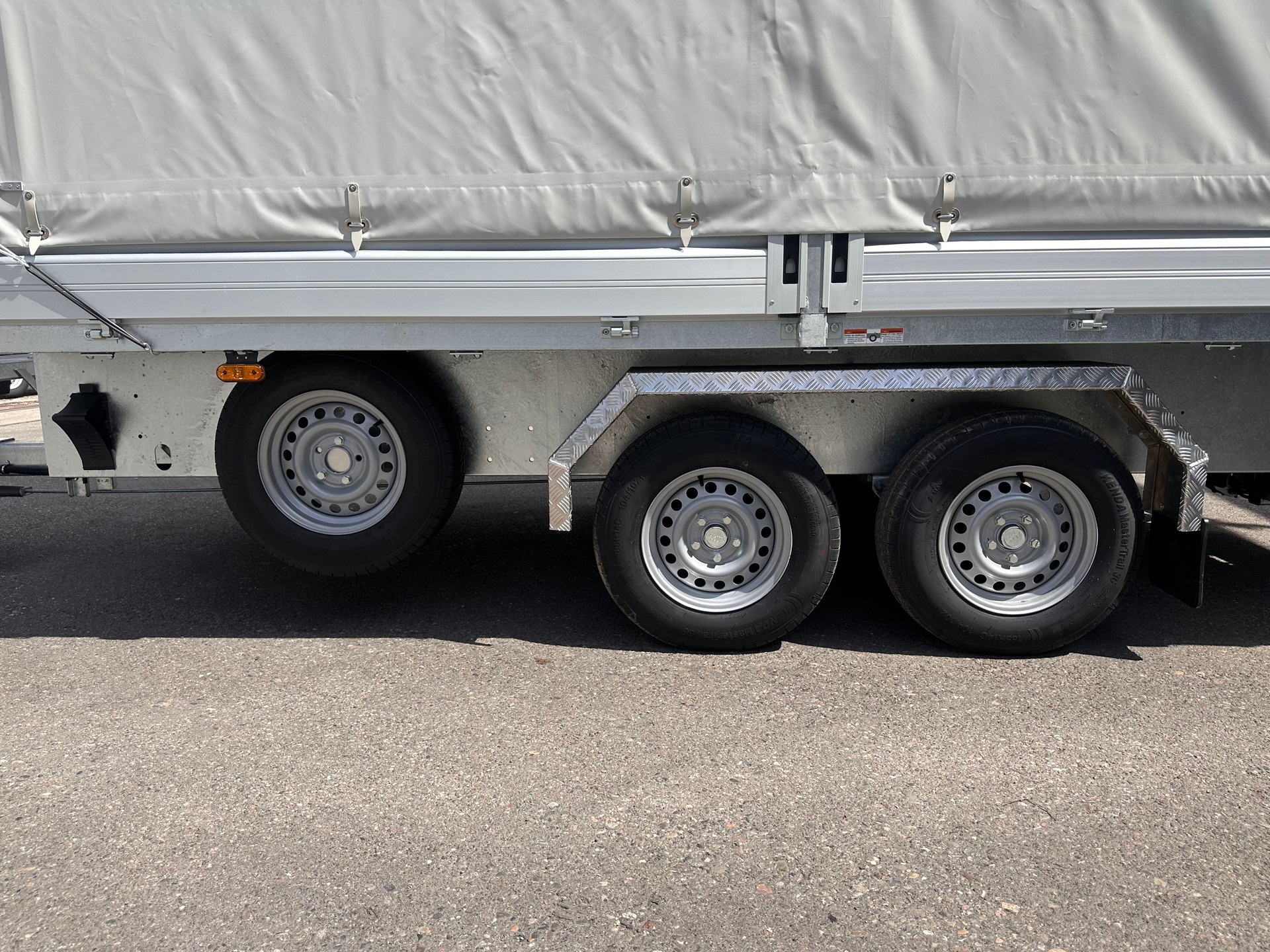 HUMBAUR HT 35 42 22 RZD-image-2