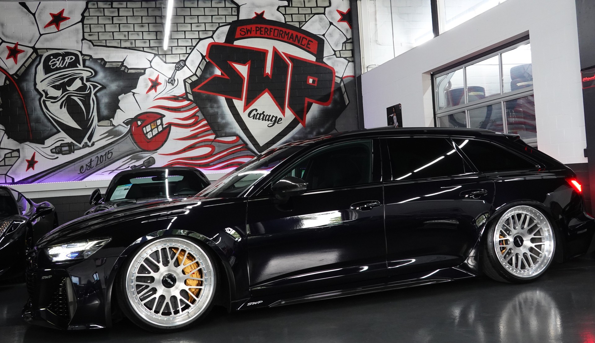 AUDI RS6 AVANT 4.0 TFSI V8 QUATTRO 1OF1 KW-ROTIFORM-CARBON-AKRA-APR ON TOP-image-1