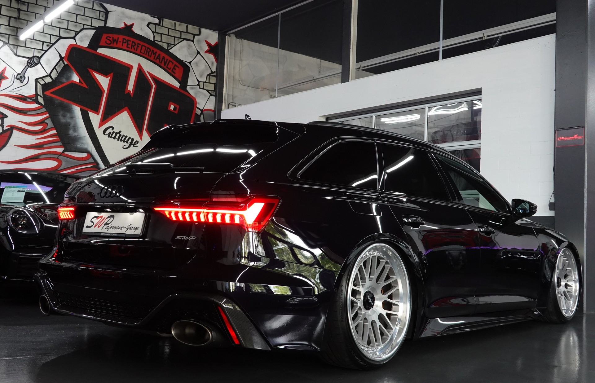 AUDI RS6 AVANT 4.0 TFSI V8 QUATTRO 1OF1 KW-ROTIFORM-CARBON-AKRA-APR ON TOP-image-23
