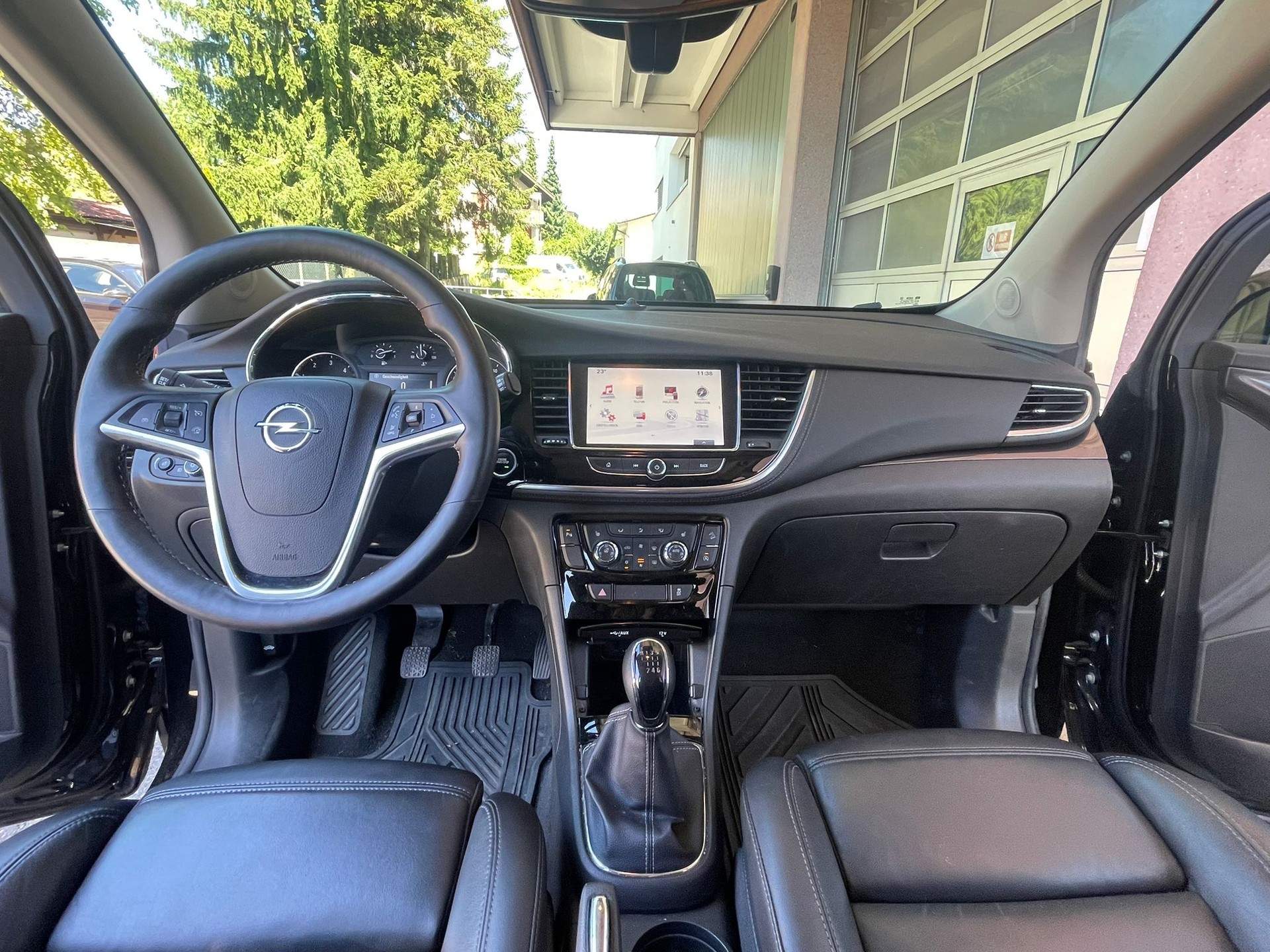OPEL Facelift Mokka X 1.6 CDTi Excellence 4WD all Black-image-9
