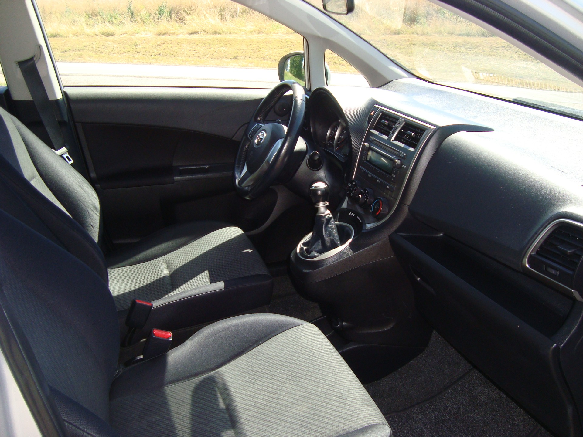 TOYOTA Verso-S 1.33 Linea Terra-image-6