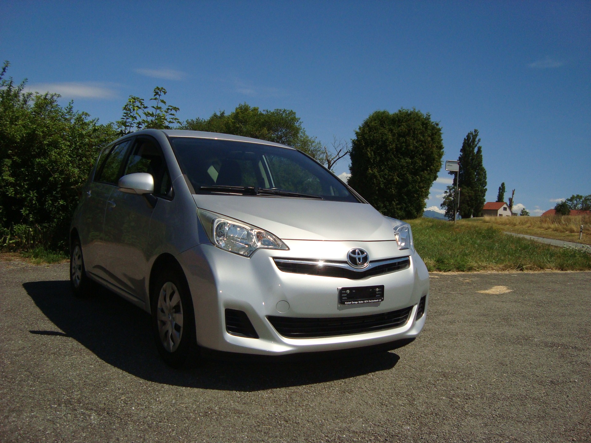 TOYOTA Verso-S 1.33 Linea Terra-image-1