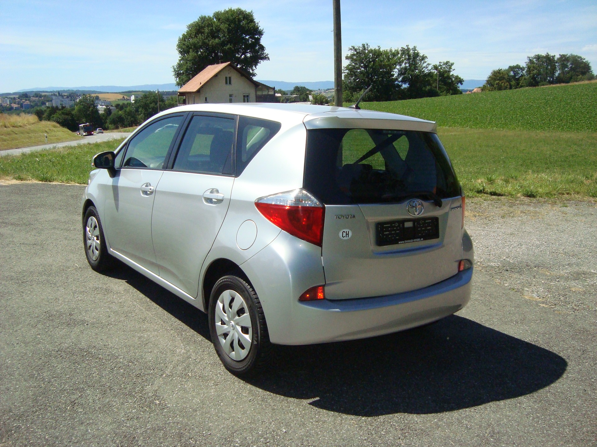 TOYOTA Verso-S 1.33 Linea Terra-image-3