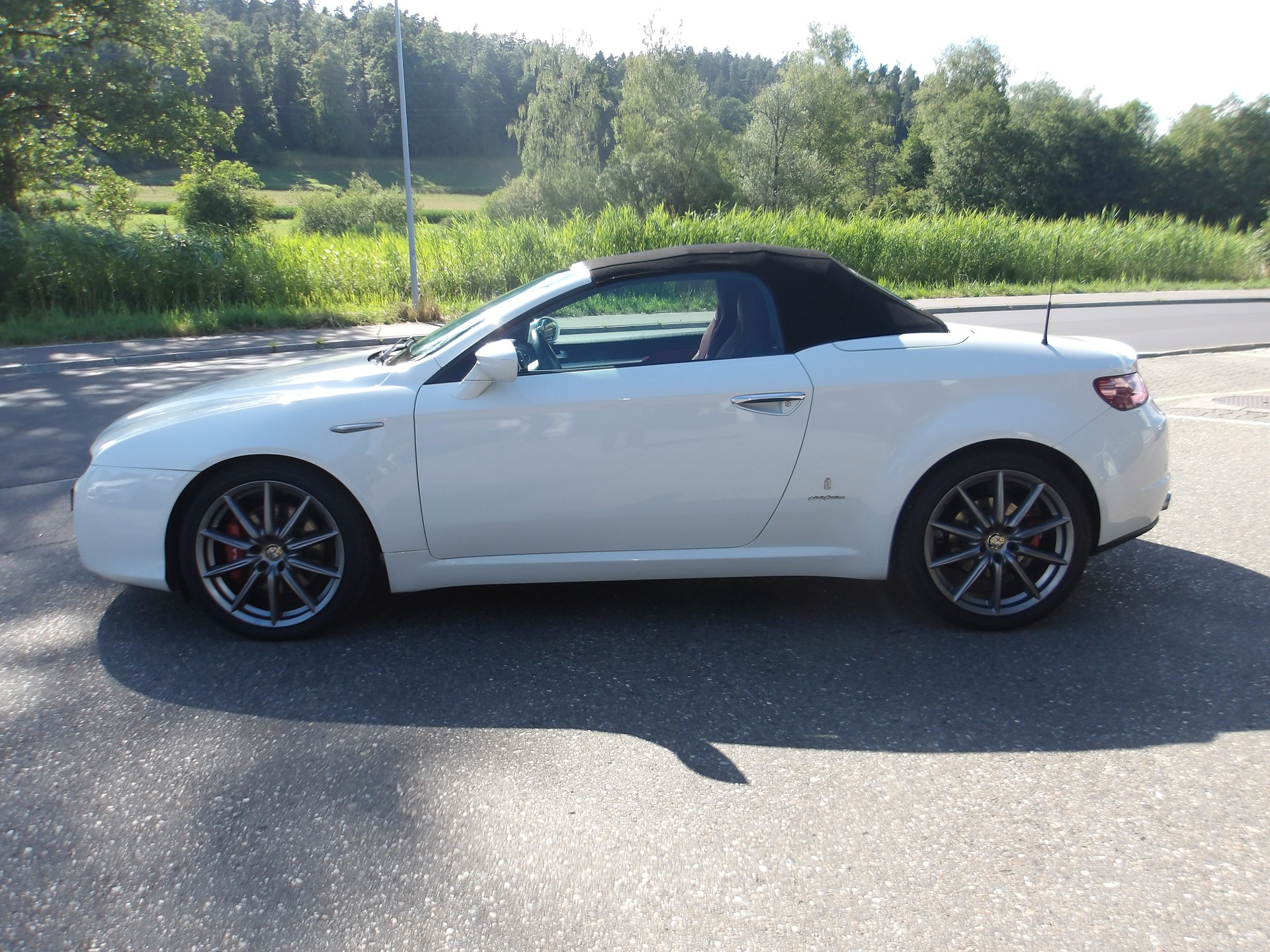 ALFA ROMEO Spider 1.8 TBi TI-image-1