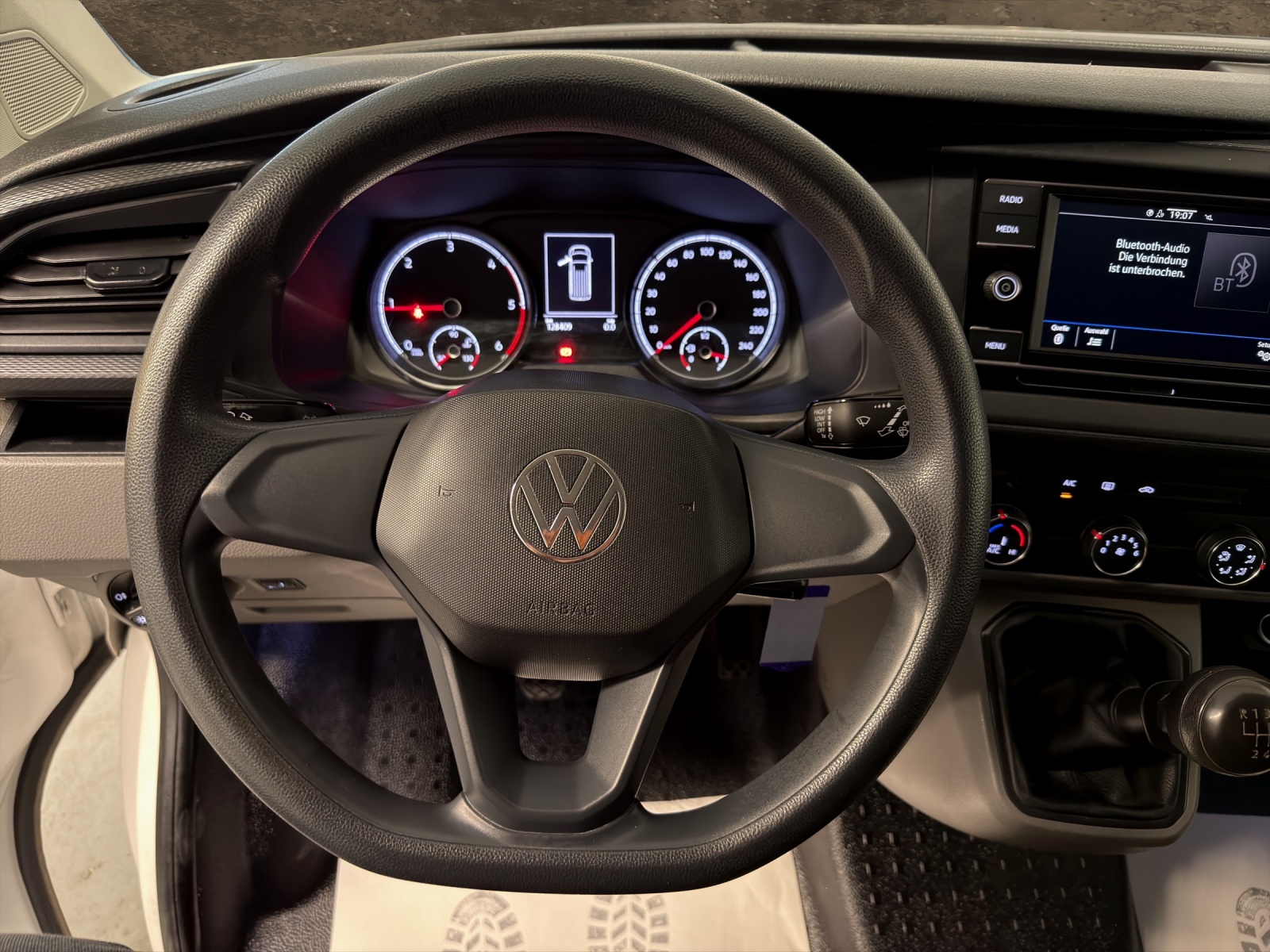 VW T6.1 2.0 TDI-image-11