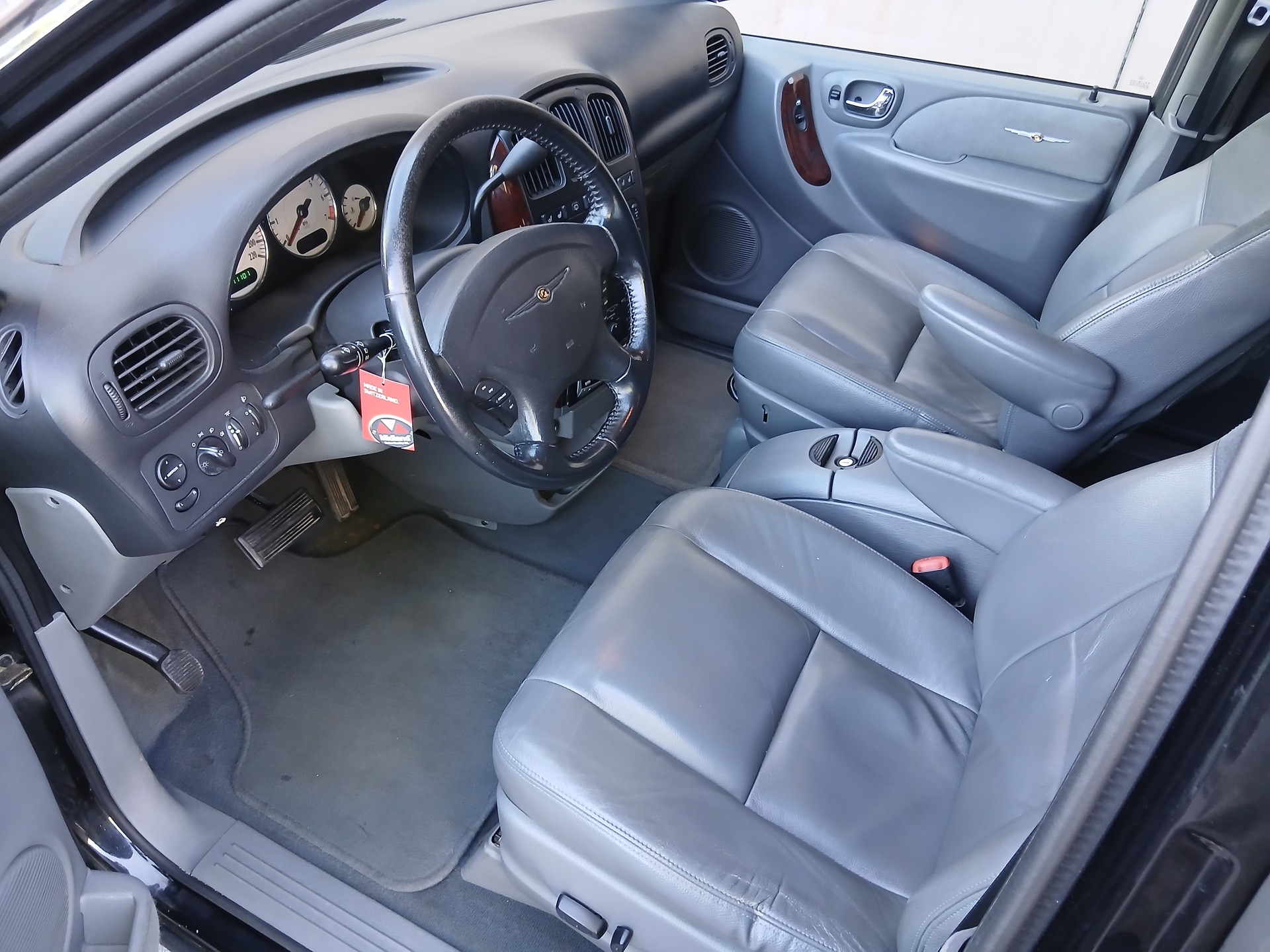 CHRYSLER Grand Voyager 3.3 LTD AWD-image-6